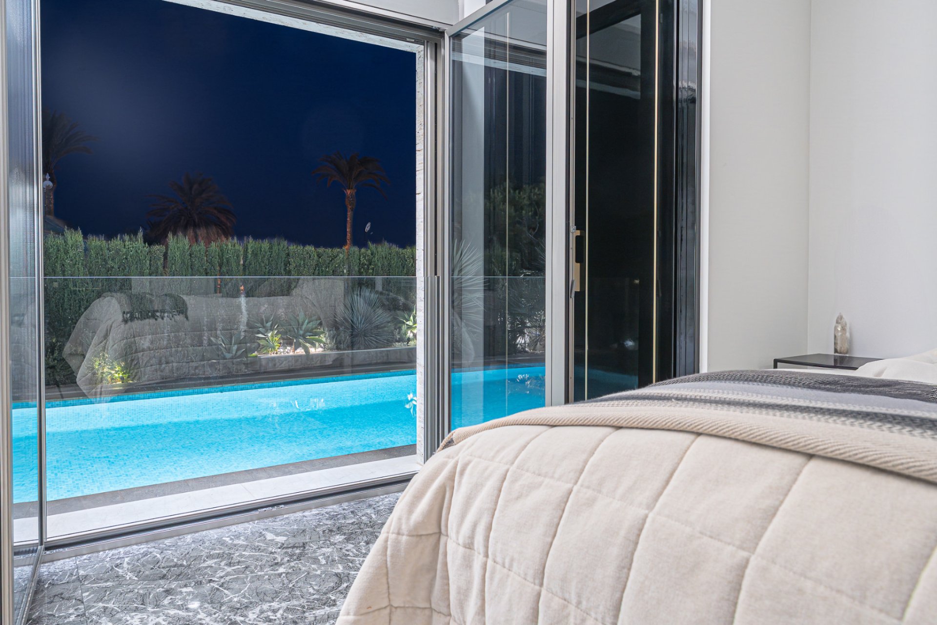 Herverkoop - Villa -
La Zenia - Beachside