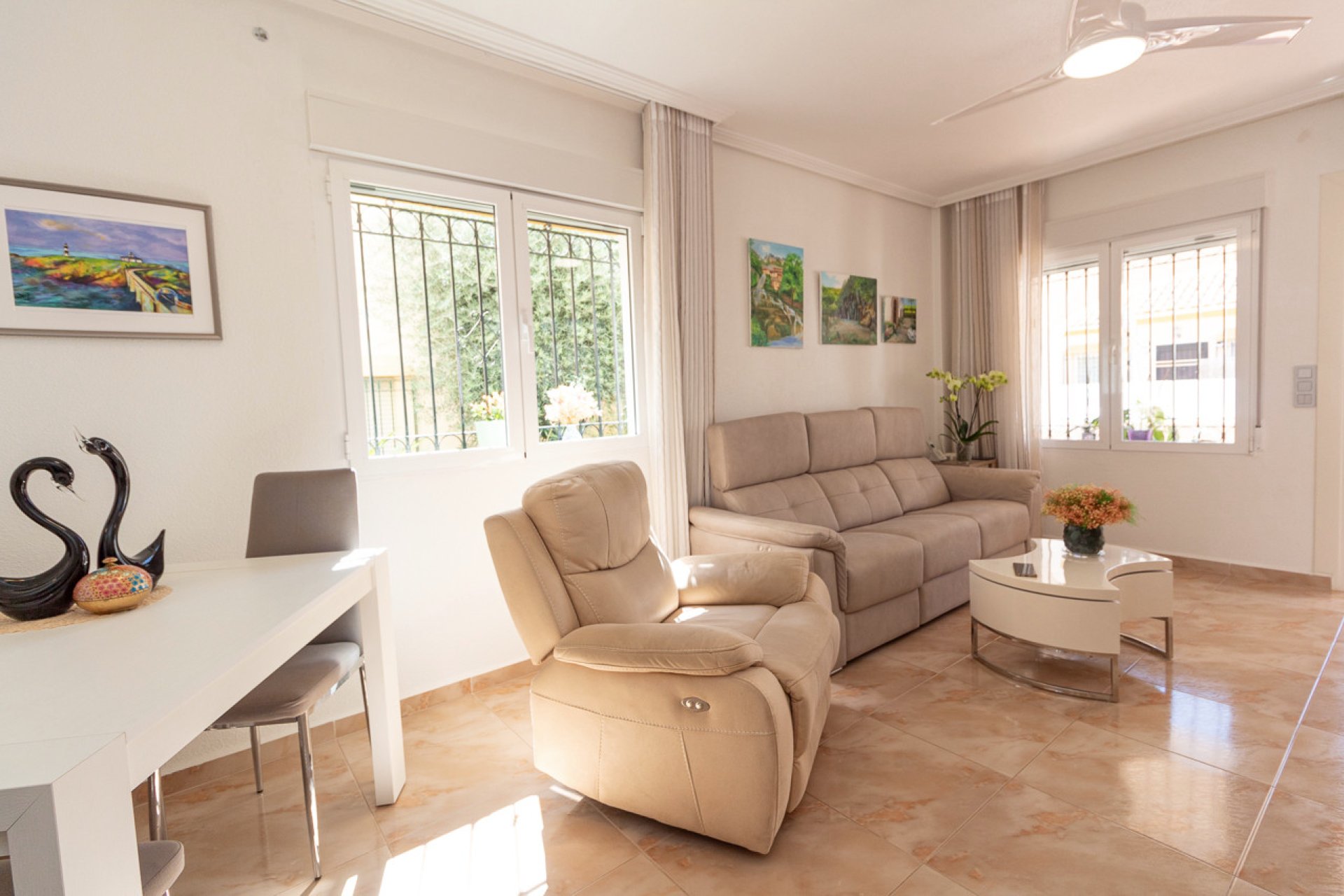 Herverkoop - Villa -
La Zenia