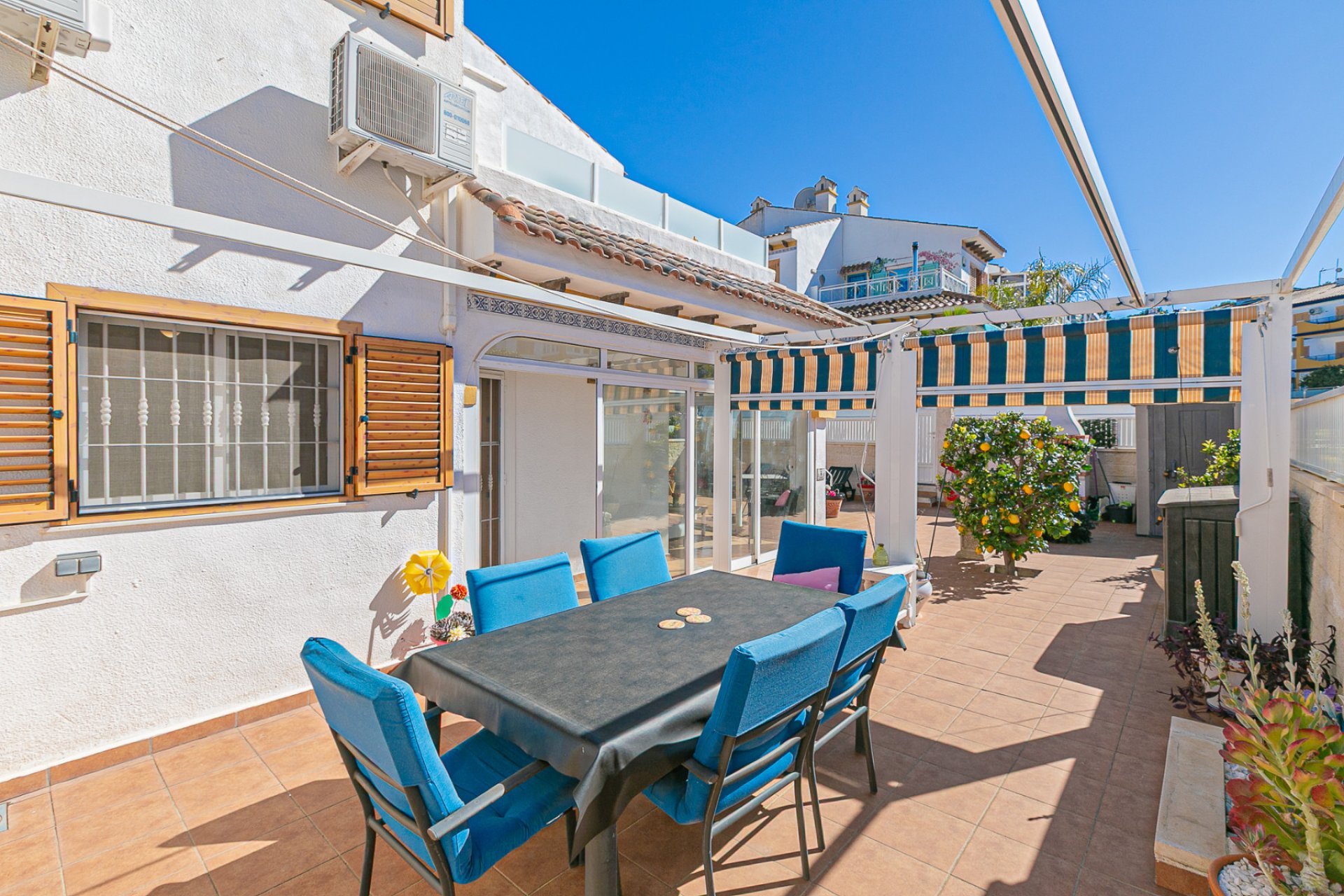 Herverkoop - Villa -
Mil Palmeras - Riomar