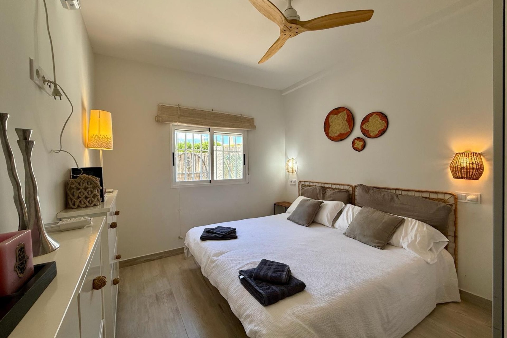 Herverkoop - Villa -
Orihuela Costa - Campoamor