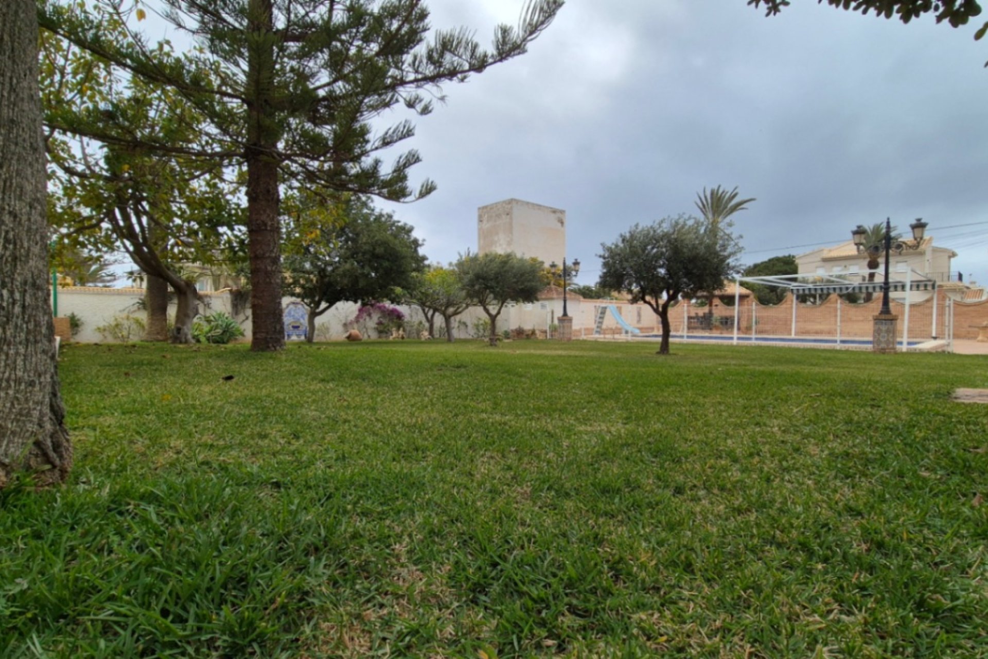 Herverkoop - Villa -
Orihuela Costa - Costa Blanca Sur
