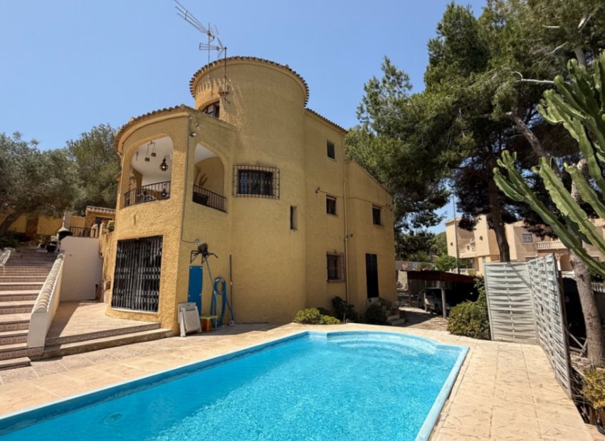 Herverkoop - Villa -
Orihuela Costa - Costa Blanca Sur
