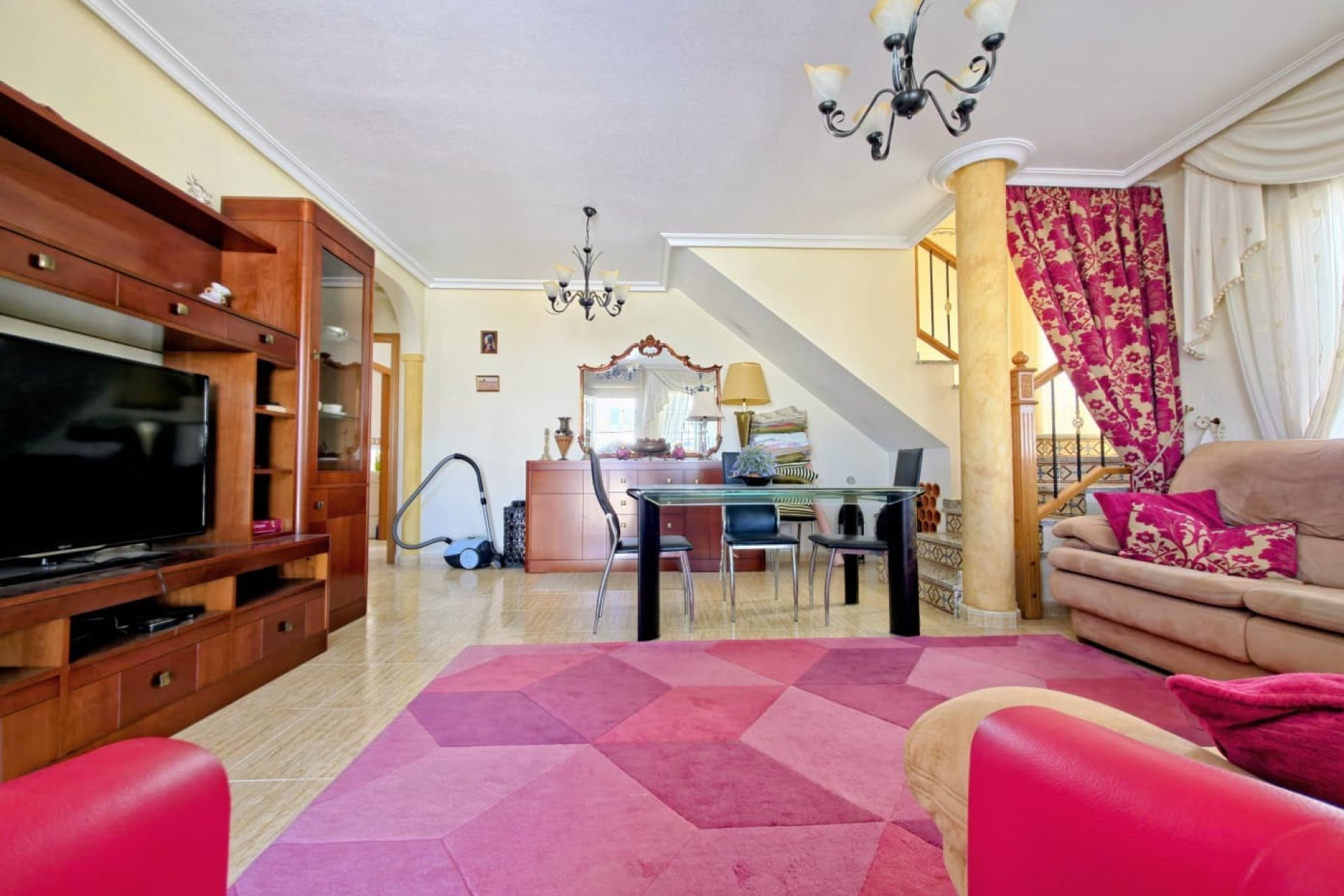 Herverkoop - Villa -
Orihuela Costa - Las Filipinas