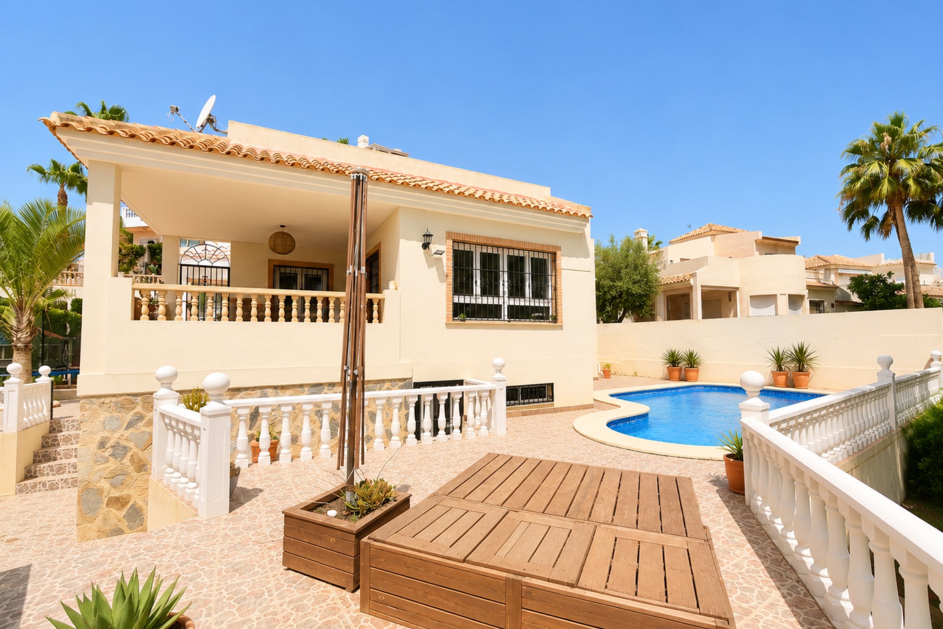 Herverkoop - Villa -
Orihuela Costa - Las Ramblas