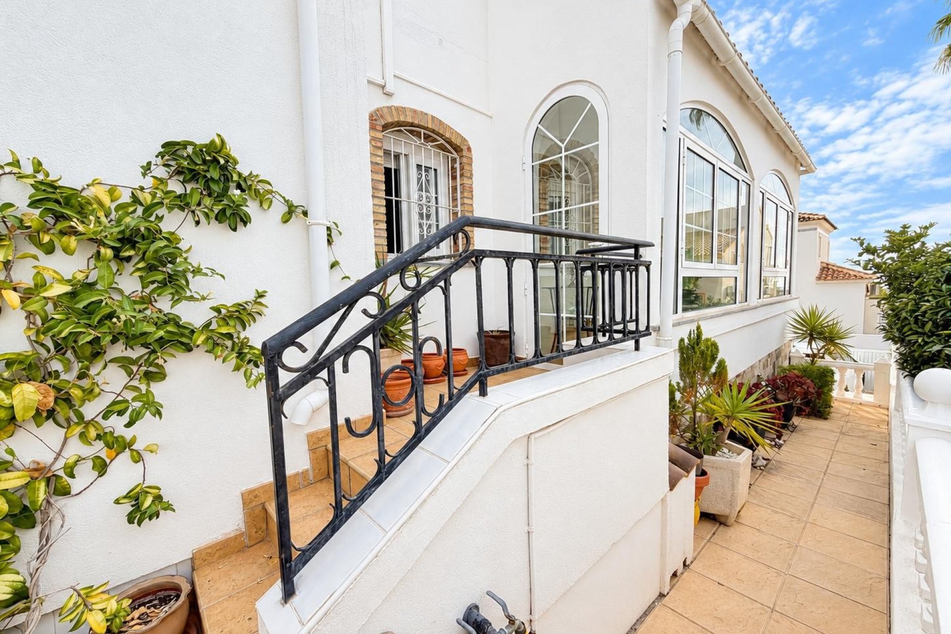 Herverkoop - Villa -
Orihuela Costa - Lomas de Cabo Roig