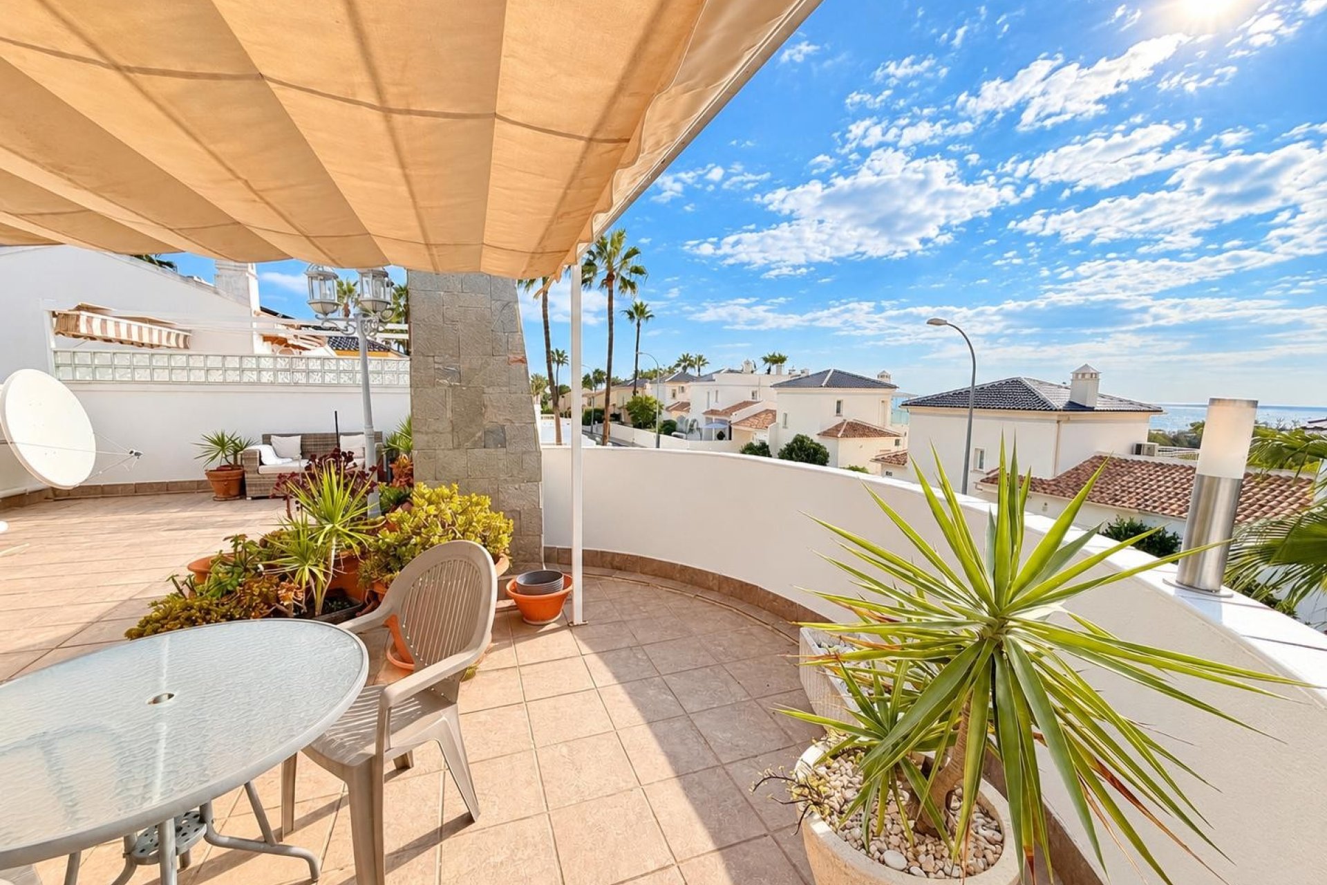 Herverkoop - Villa -
Orihuela Costa - Lomas de Cabo Roig