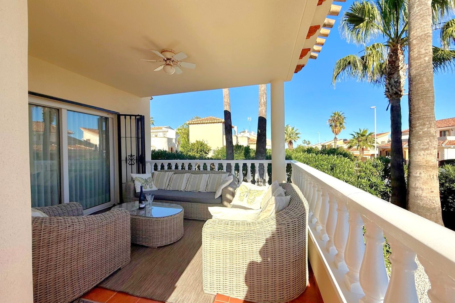 Herverkoop - Villa -
Orihuela Costa - Los Dolses