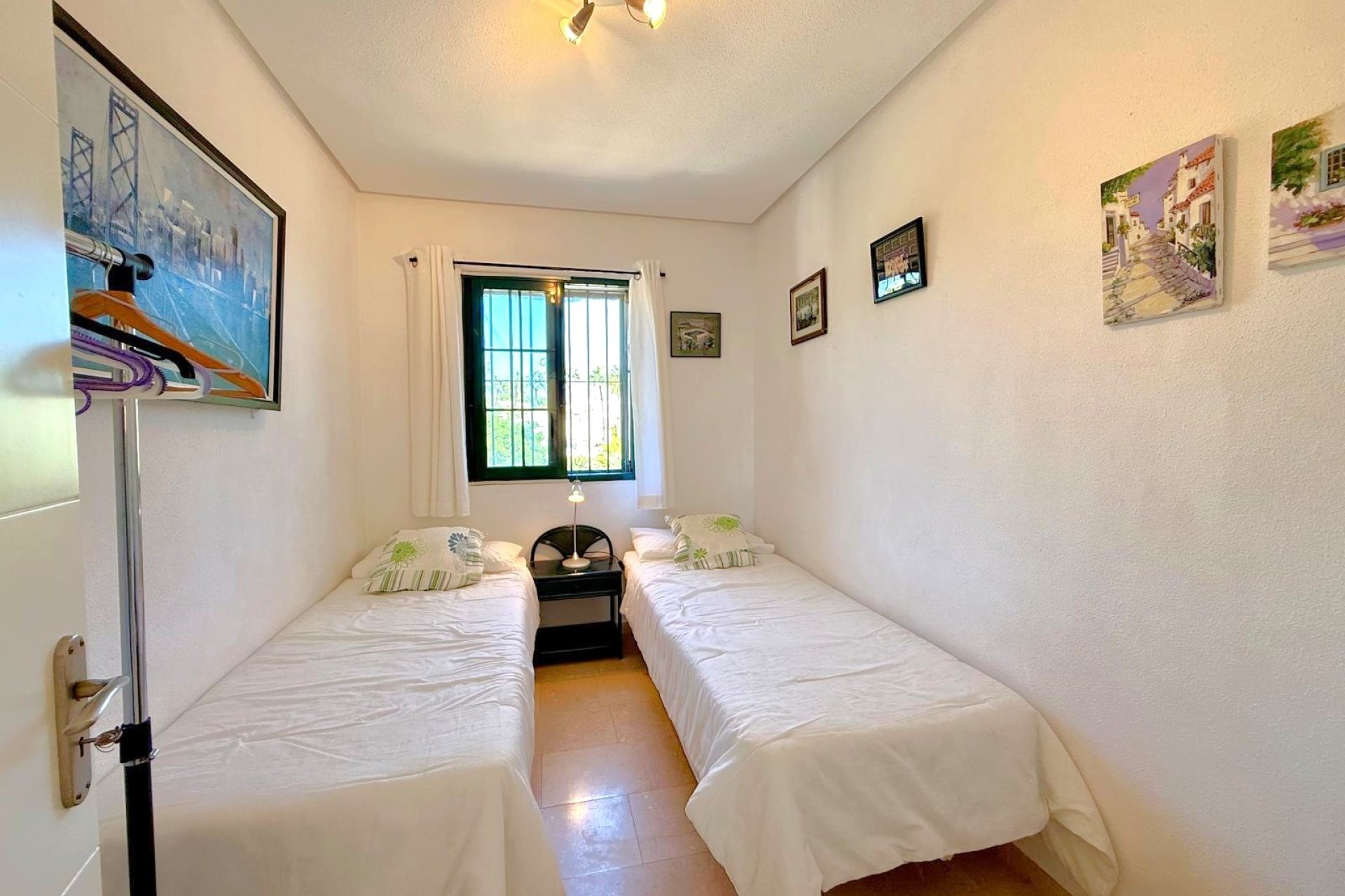 Herverkoop - Villa -
Orihuela Costa - Los Dolses