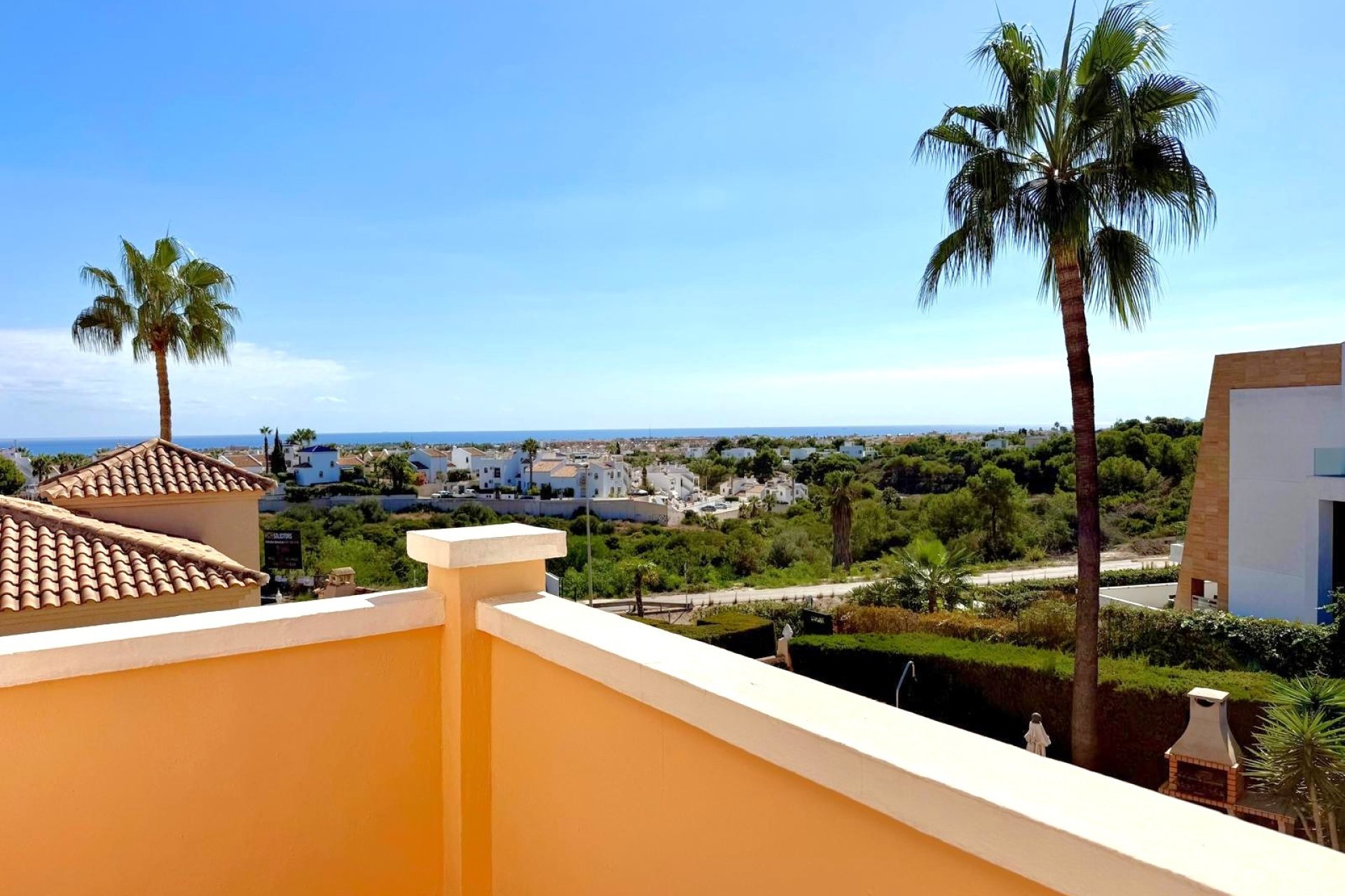 Herverkoop - Villa -
Orihuela Costa - Los Dolses