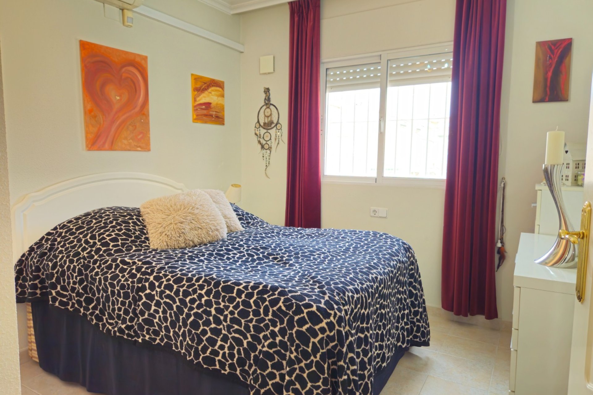 Herverkoop - Villa -
Orihuela Costa - Villamartin