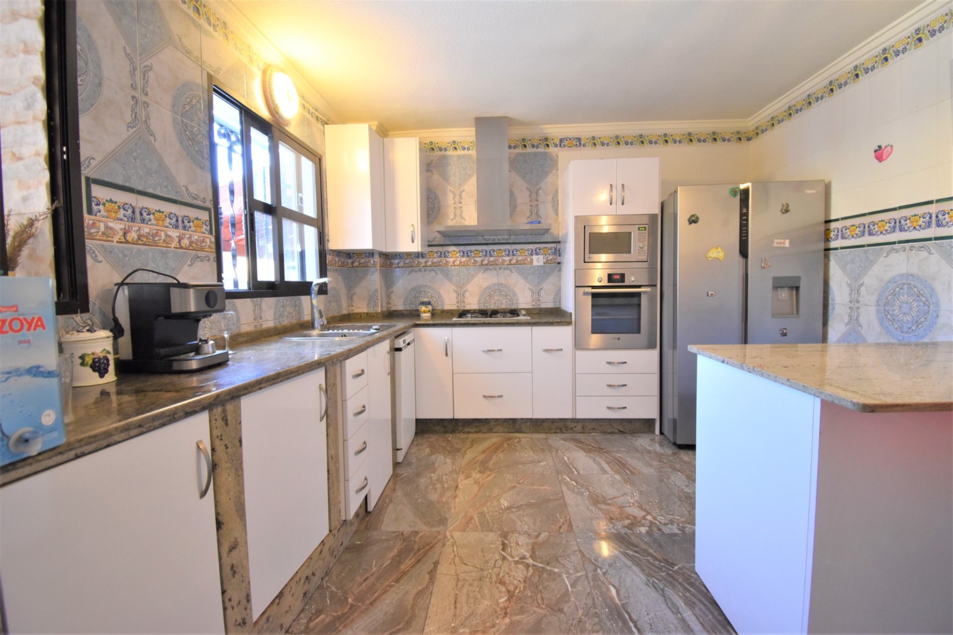 Herverkoop - Villa -
Orihuela Costa - Villamartin