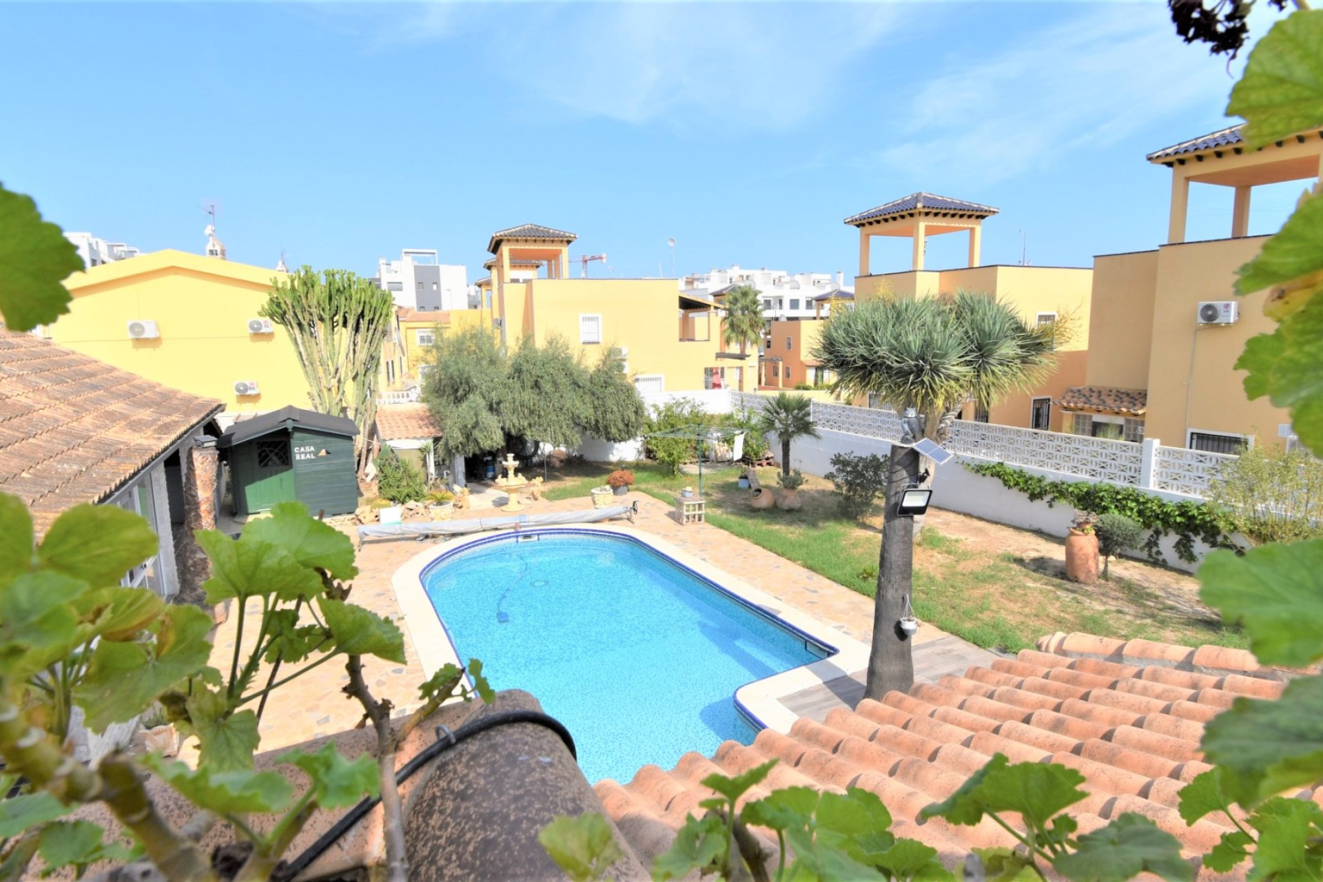 Herverkoop - Villa -
Orihuela Costa - Villamartin