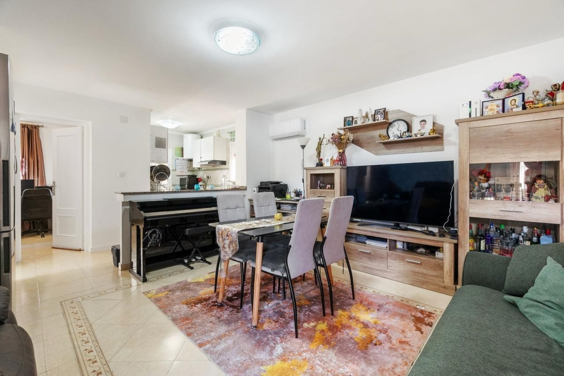 Herverkoop - Villa -
Orihuela Costa - Villamartin