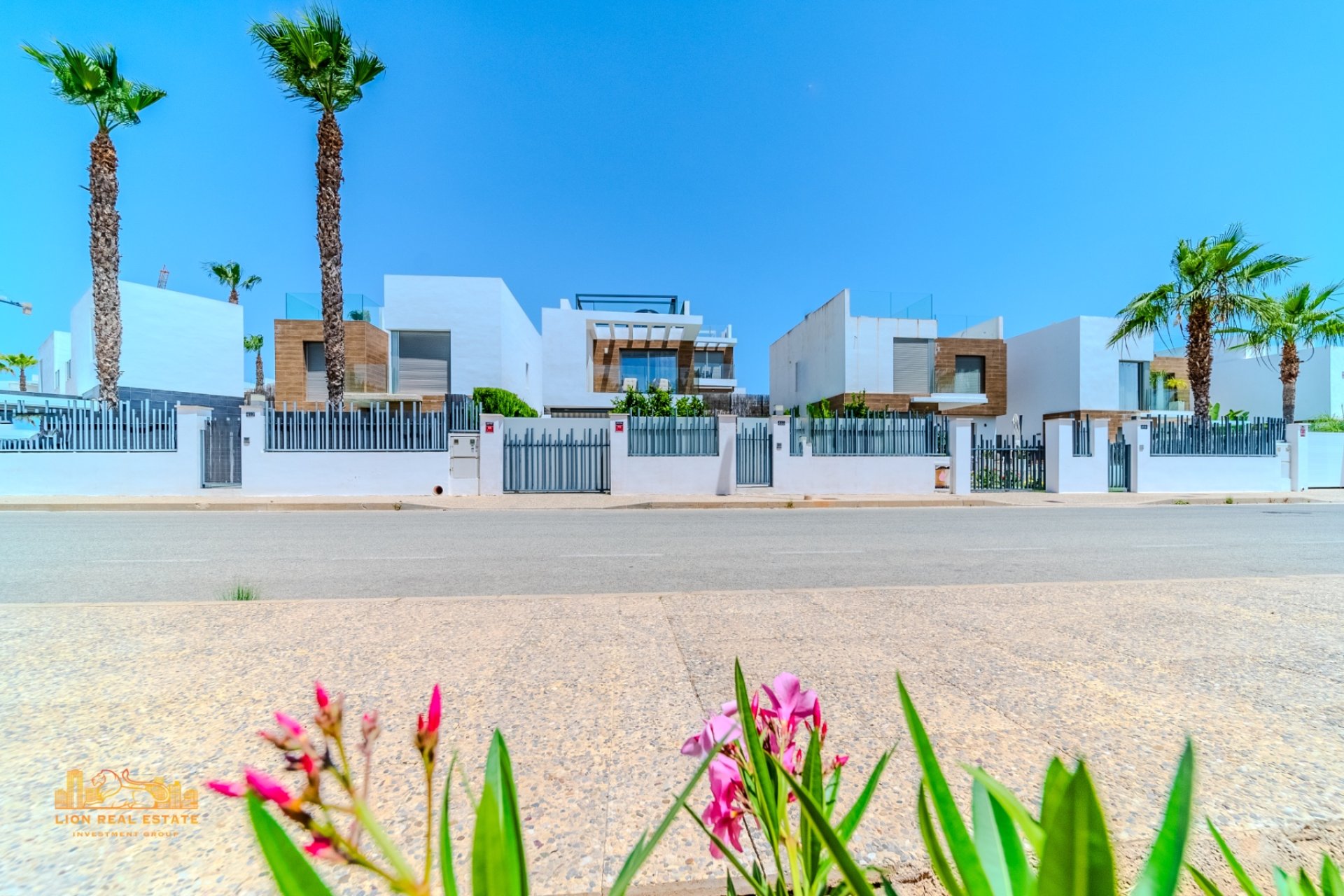 Herverkoop - Villa -
Orihuela Costa - Villamartin