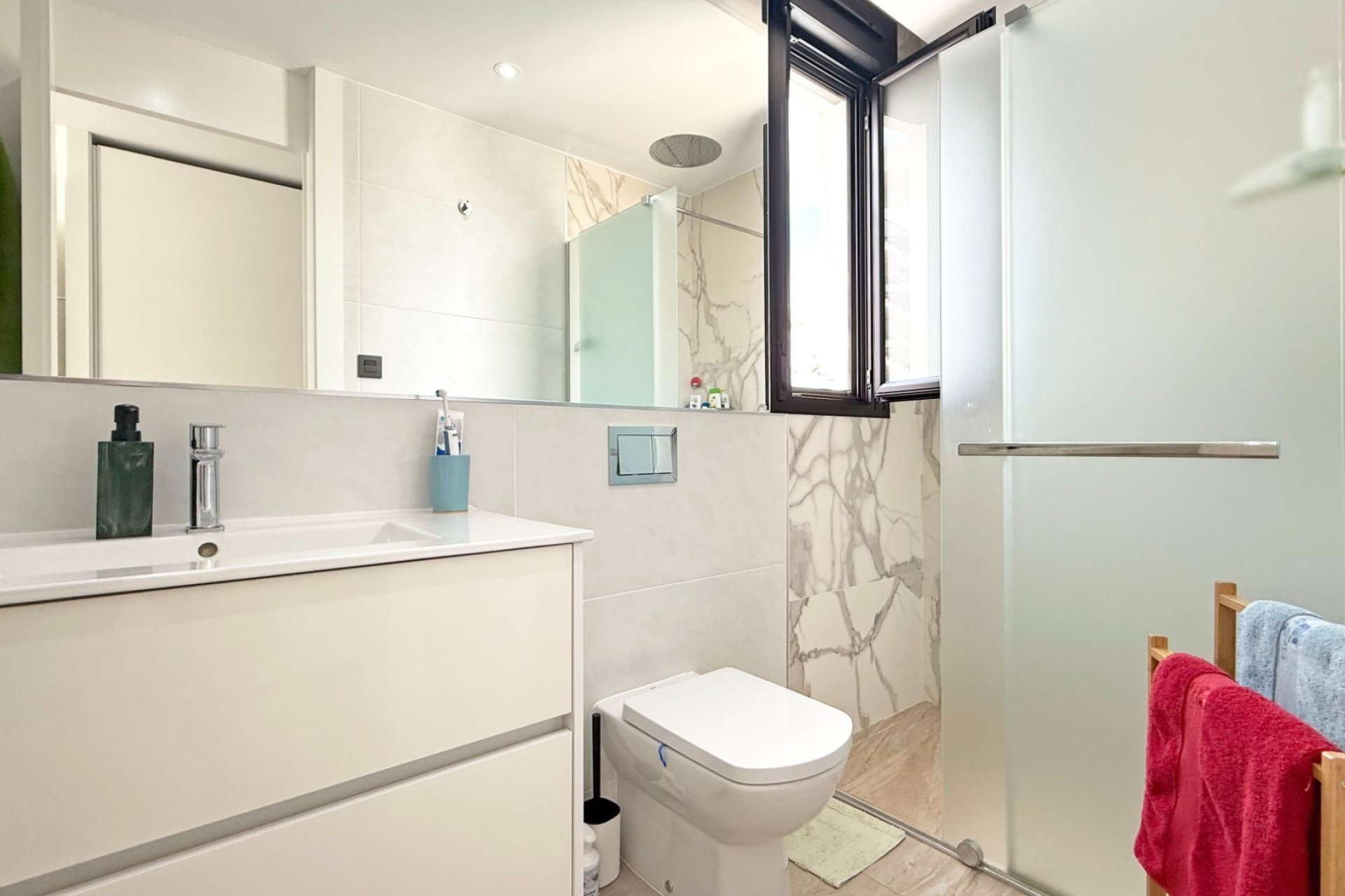 Herverkoop - Villa -
Orihuela Costa - Villamartin