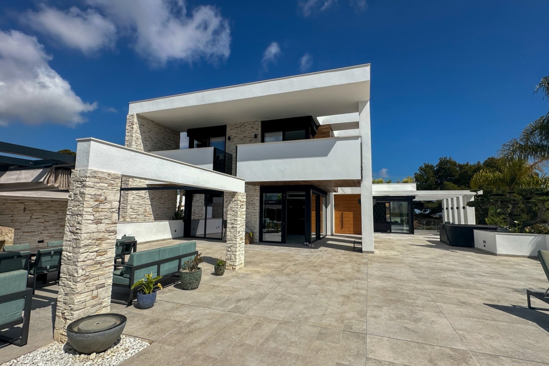 Herverkoop - Villa -
Orihuela Costa - Villamartin