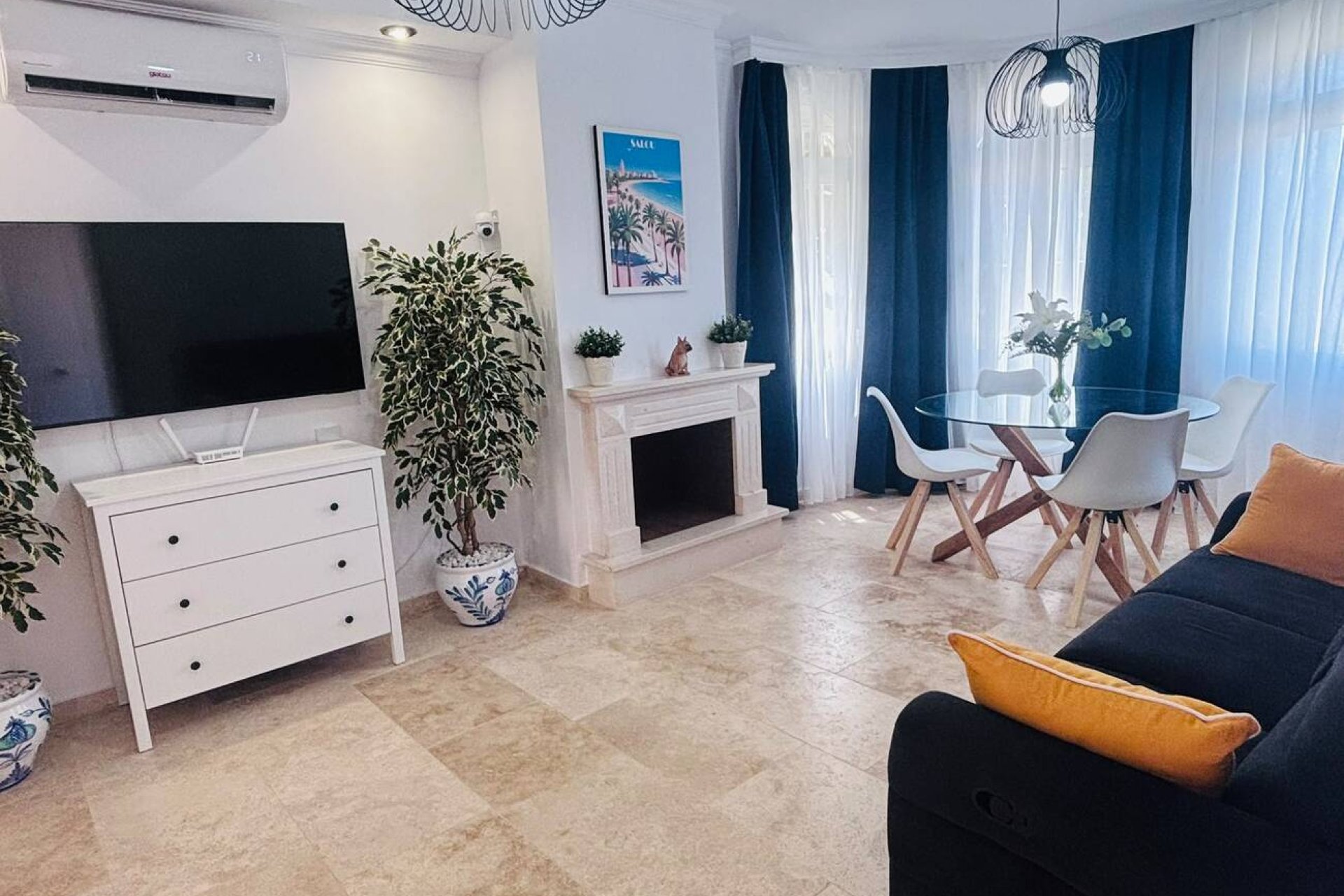 Herverkoop - Villa -
Orihuela Costa - Villamartin