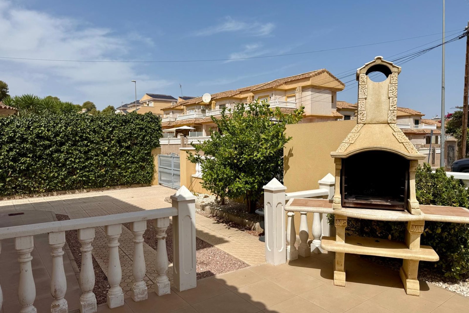 Herverkoop - Villa -
Orihuela Costa - Villamartin