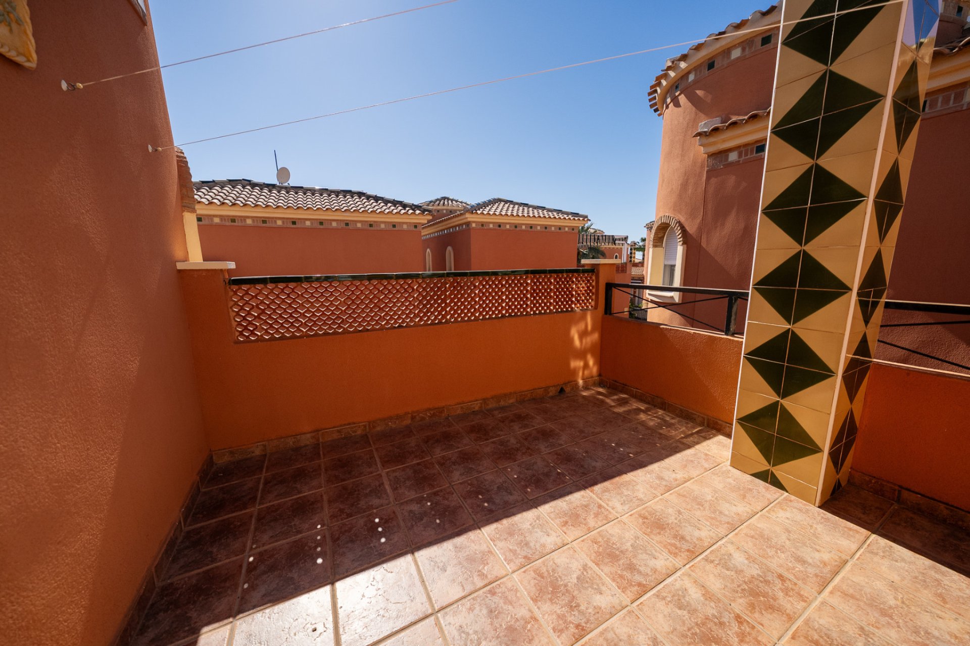 Herverkoop - Villa -
Playa Flamenca - Sportcentre