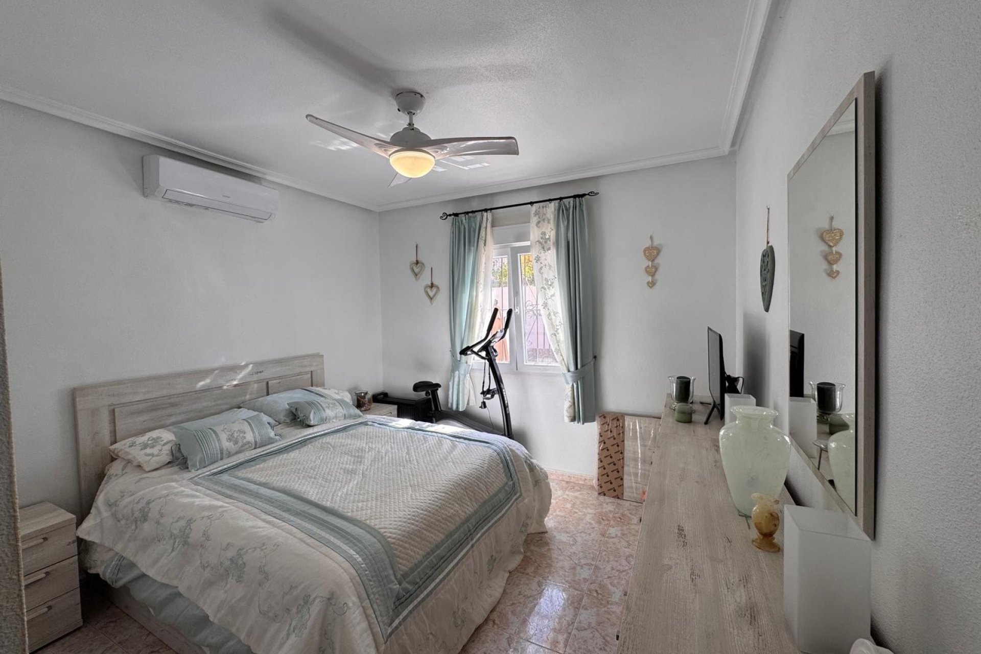 Herverkoop - Villa -
San Miguel de Salinas - Blue Lagoon