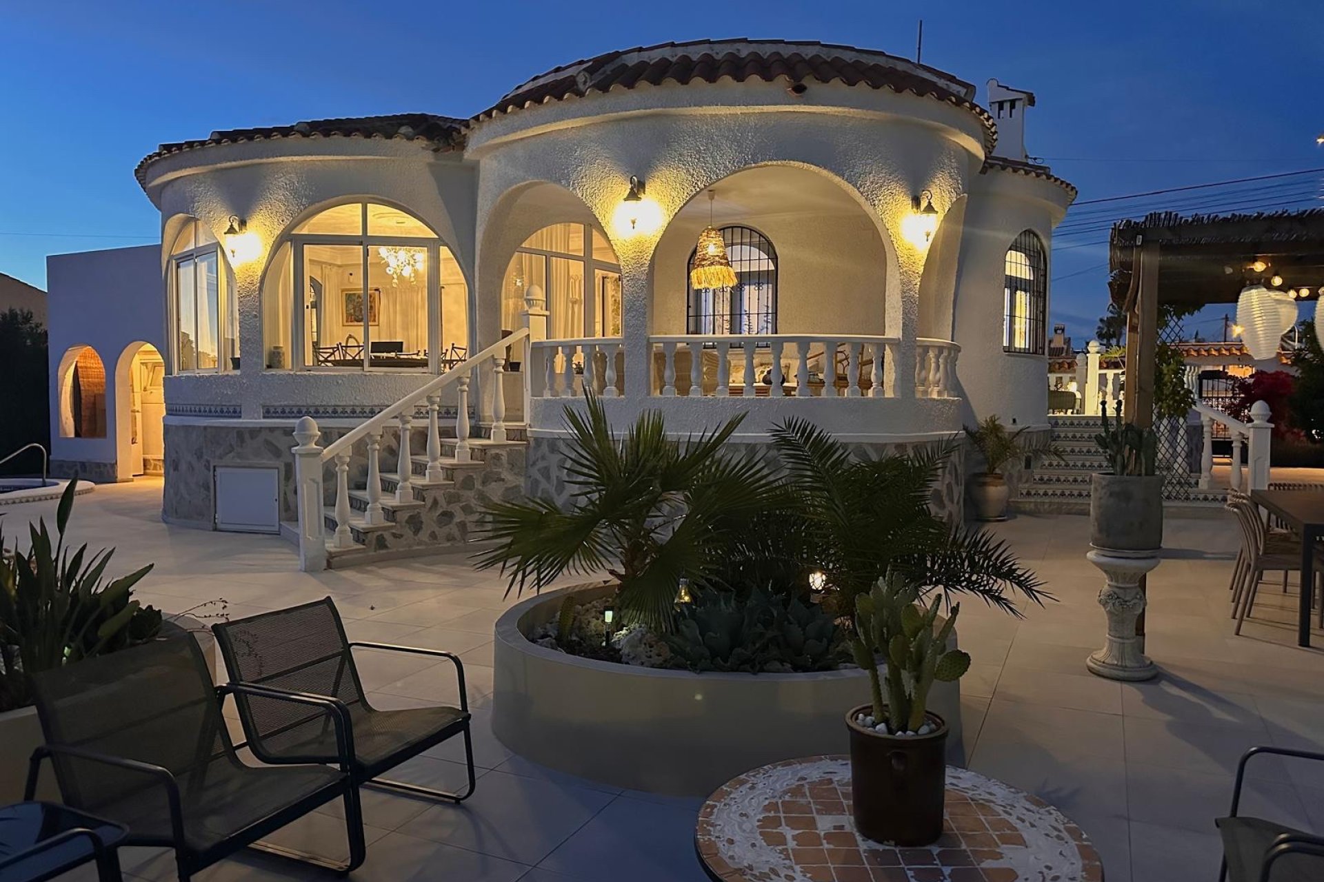 Herverkoop - Villa -
Torrevieja - Costa Blanca Sur
