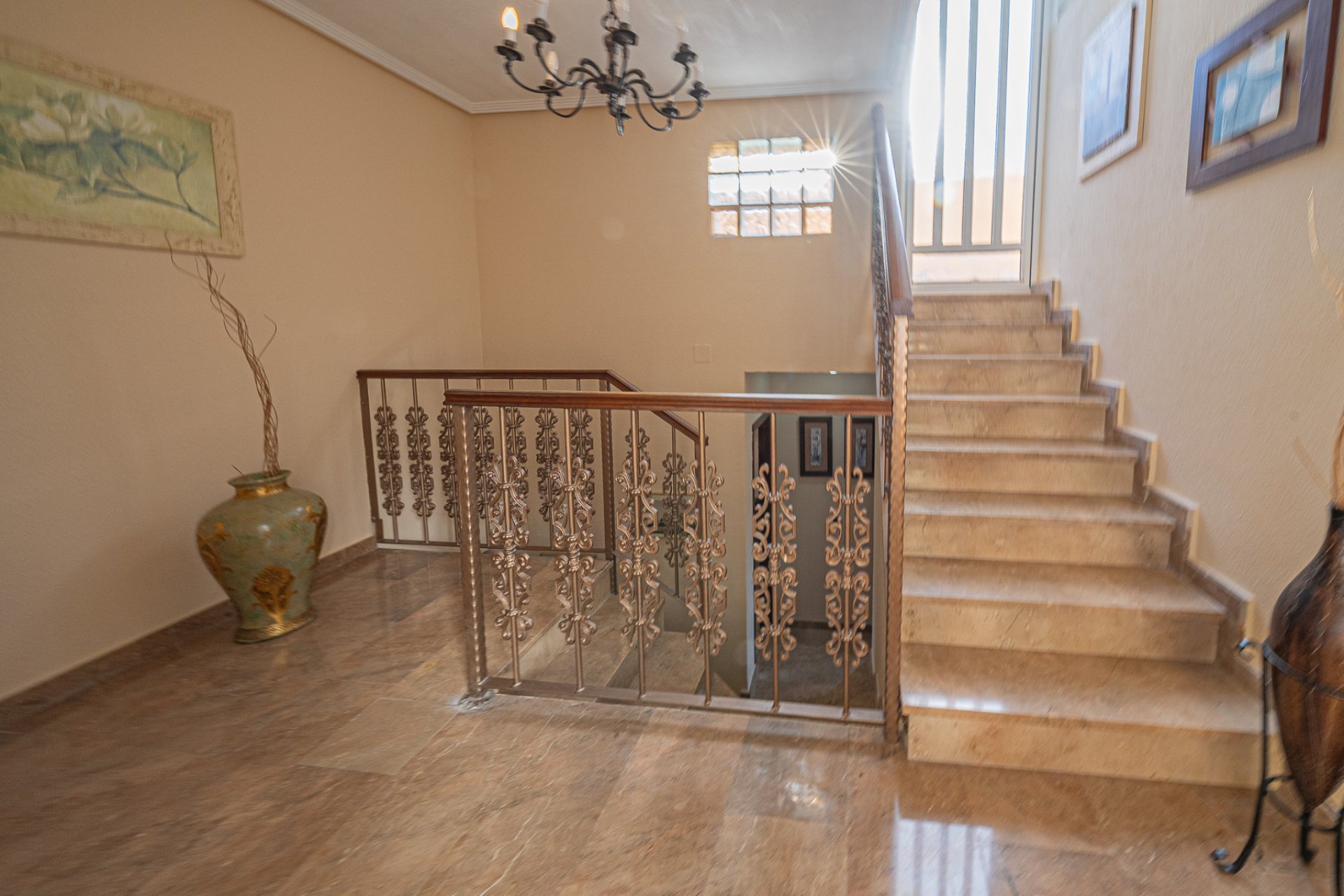 Herverkoop - Villa -
Torrevieja - El Chaparral