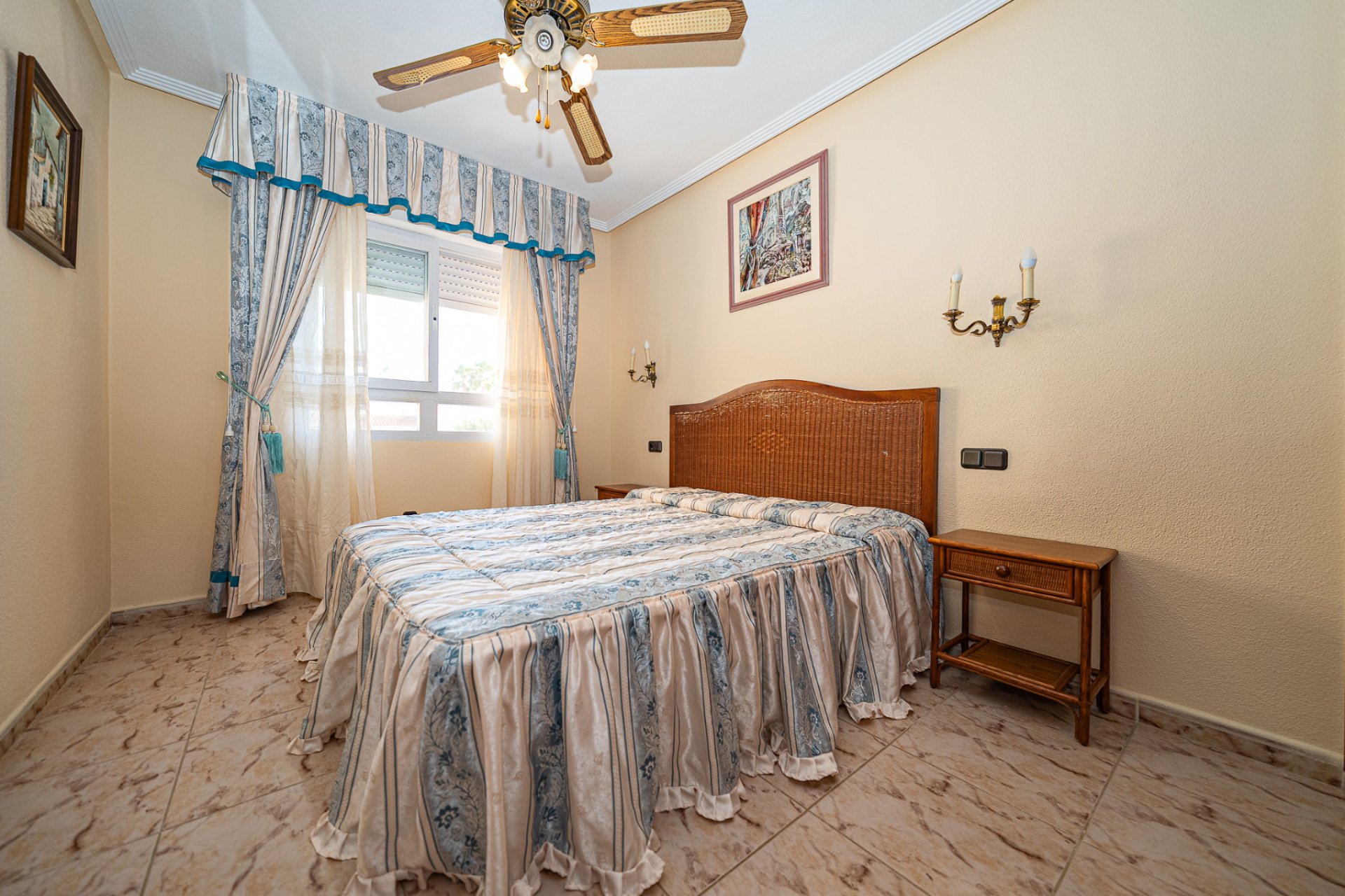Herverkoop - Villa -
Torrevieja - El Chaparral