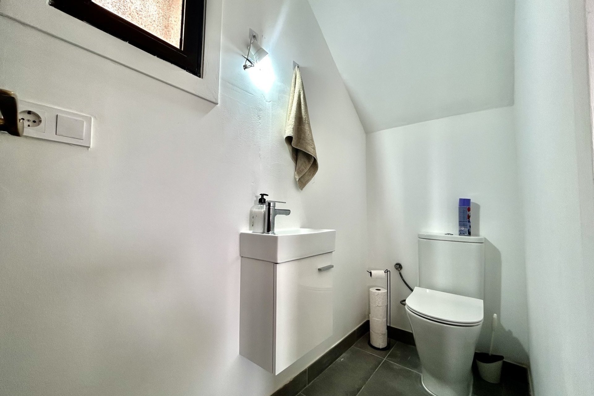 Herverkoop - Villa -
Villamartín - Blue Lagoon