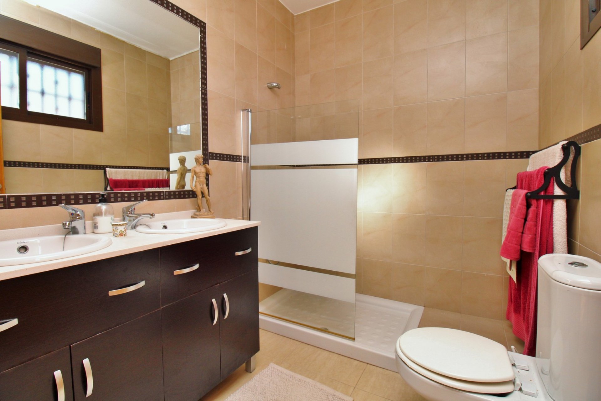 Herverkoop - Villa -
Villamartín - Pau 8