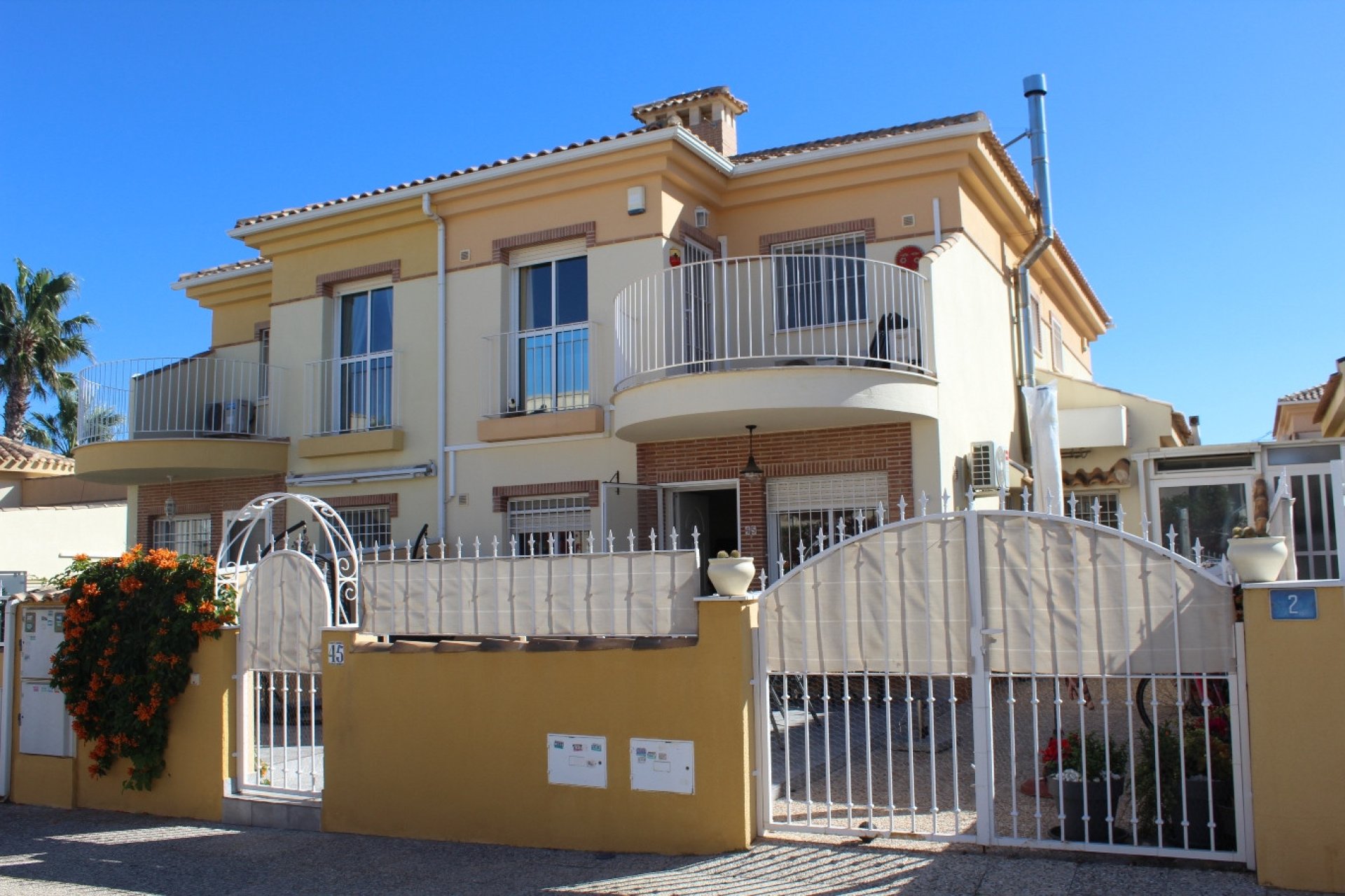 Herverkoop - Villa -
Villamartín - PAU 8