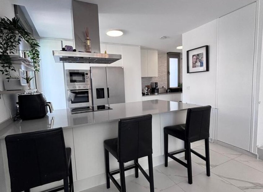 Herverkoop - Villa -
Villamartín - PAU 8