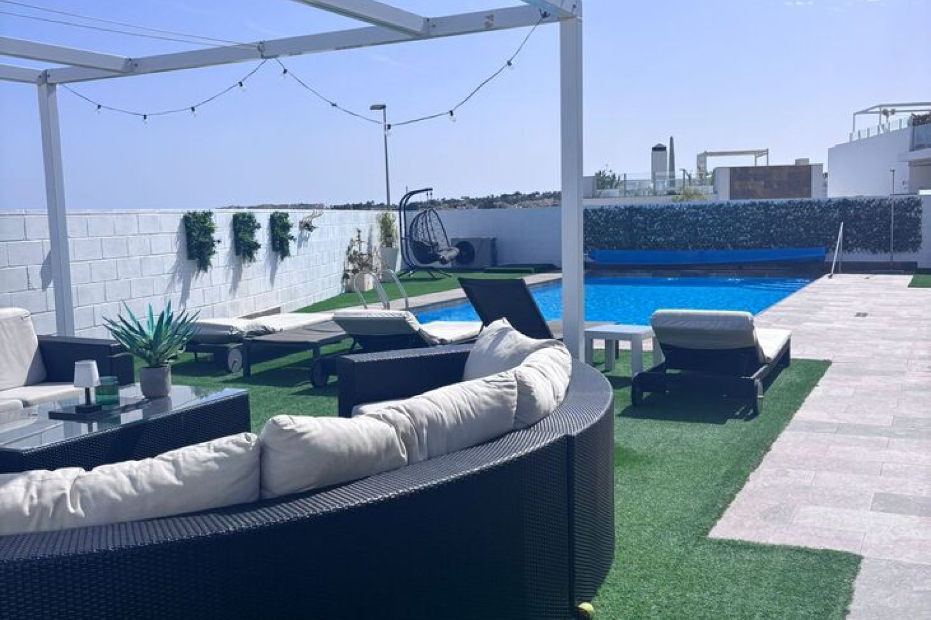 Herverkoop - Villa -
Villamartín - PAU 8