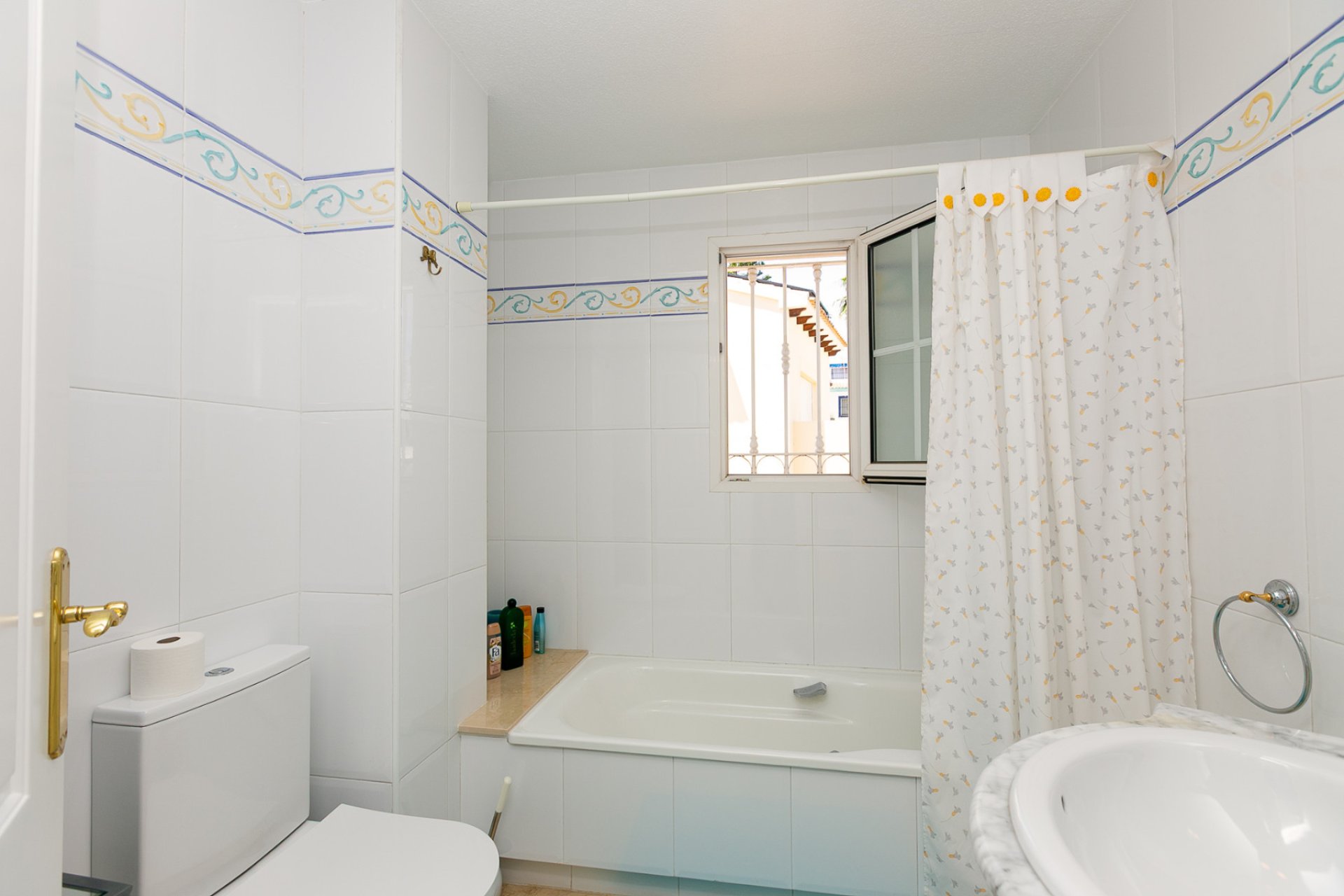Herverkoop - Villa -
Villamartín - Rioja