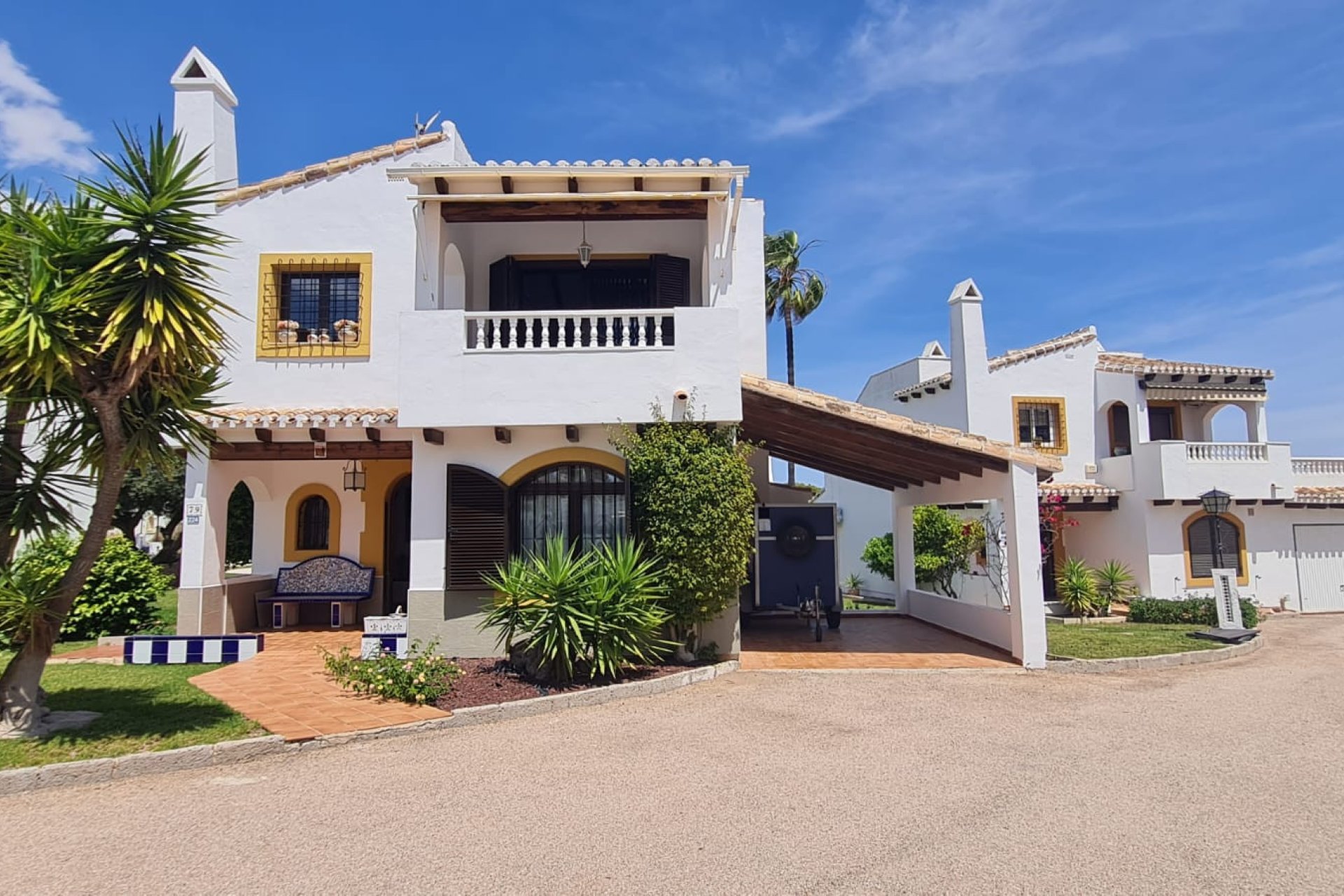 Herverkoop - Villa -
Villamartín - Villamartin