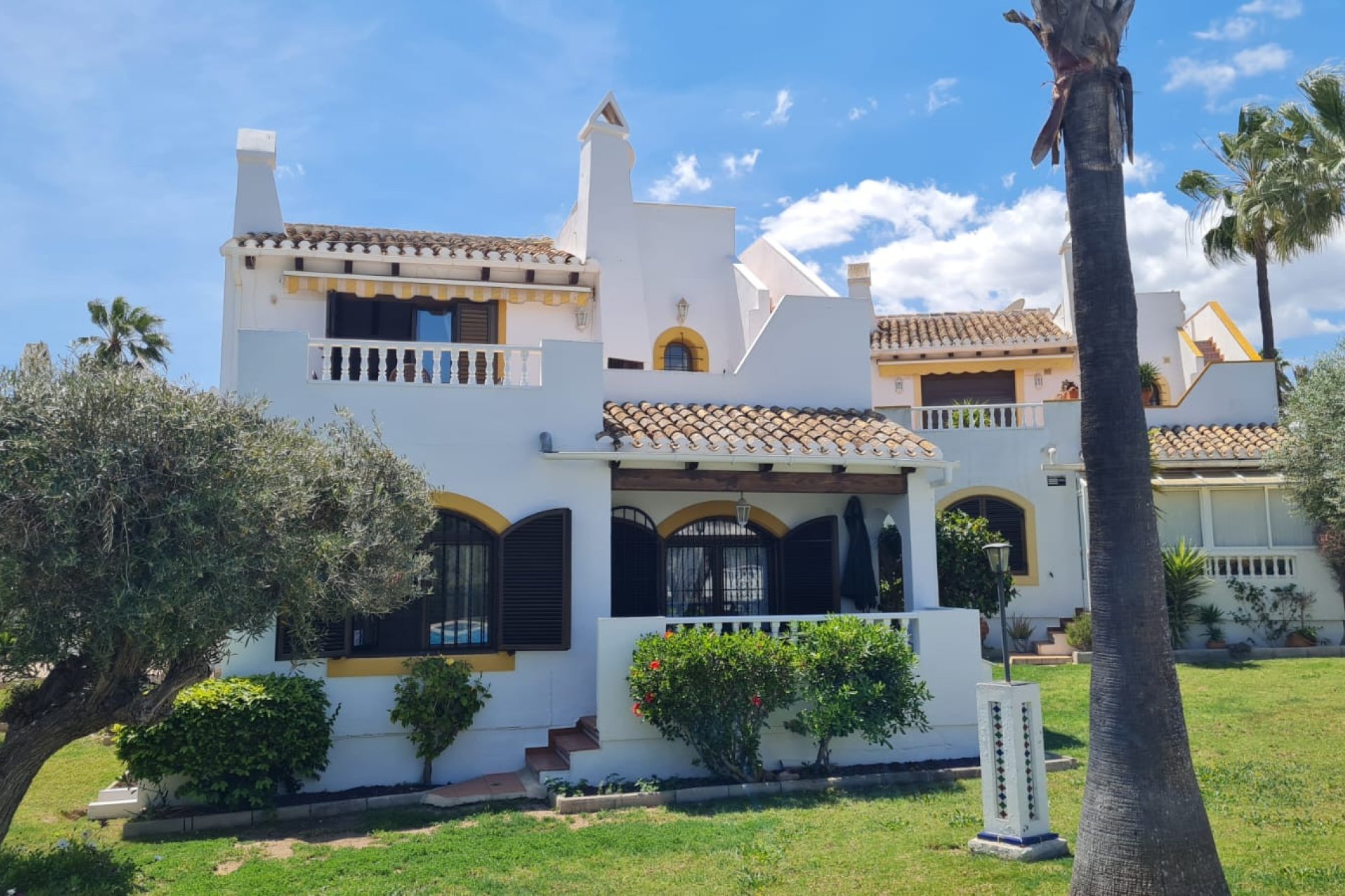 Herverkoop - Villa -
Villamartín - Villamartin
