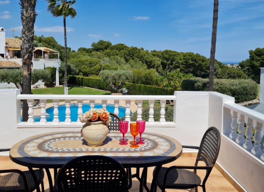 Herverkoop - Villa -
Villamartín - Villamartin