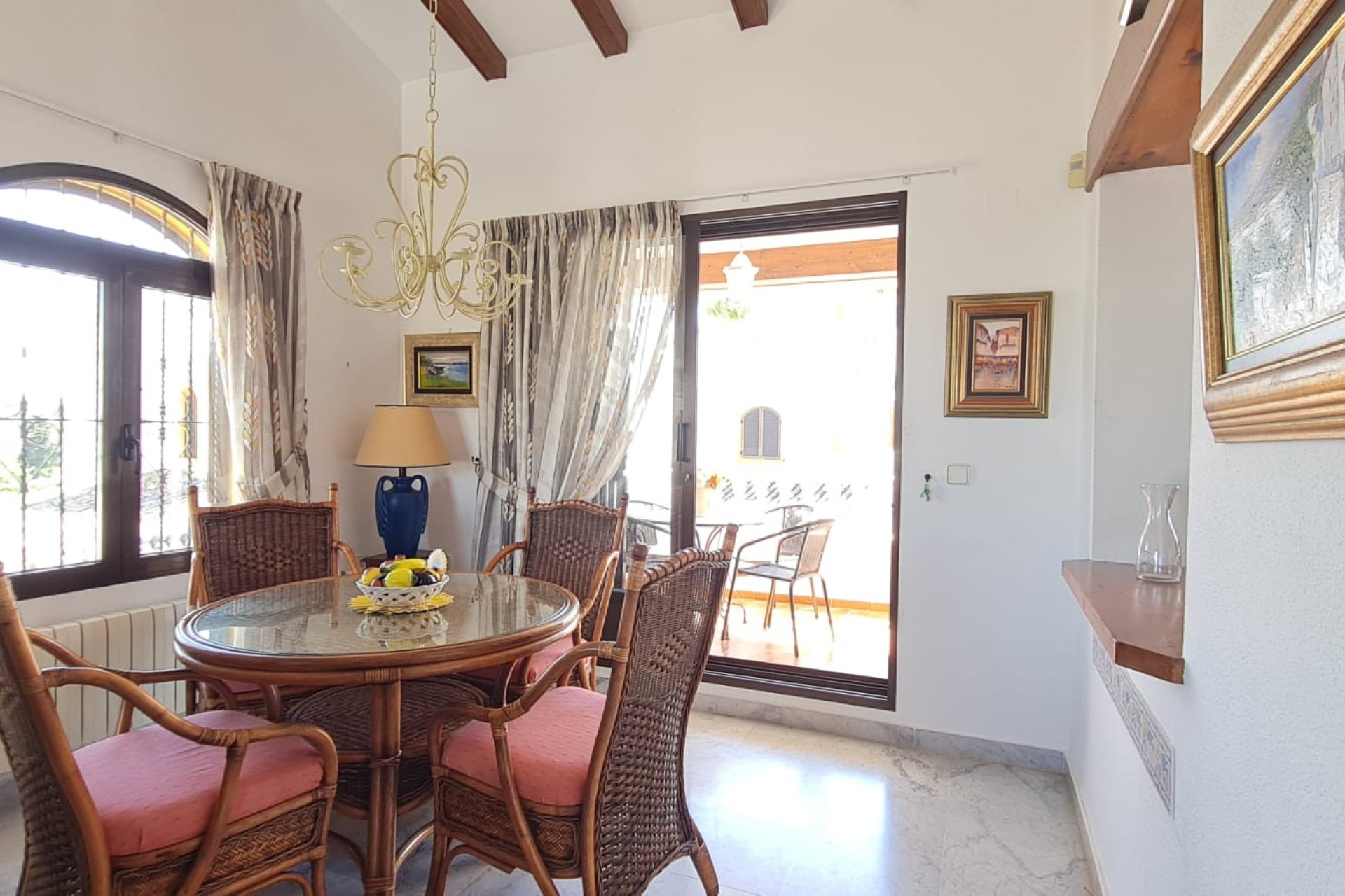 Herverkoop - Villa -
Villamartín - Villamartin