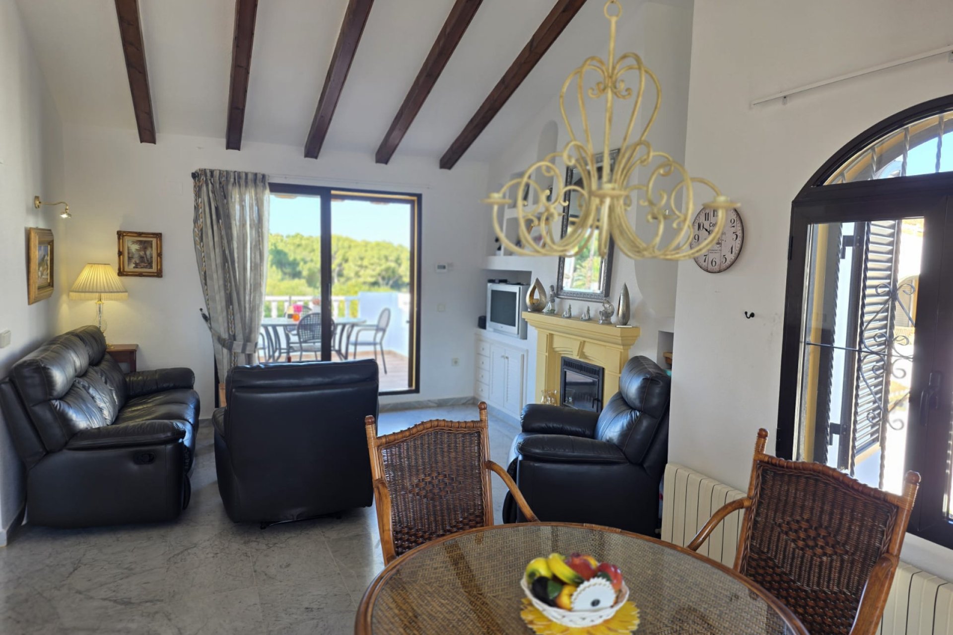 Herverkoop - Villa -
Villamartín - Villamartin