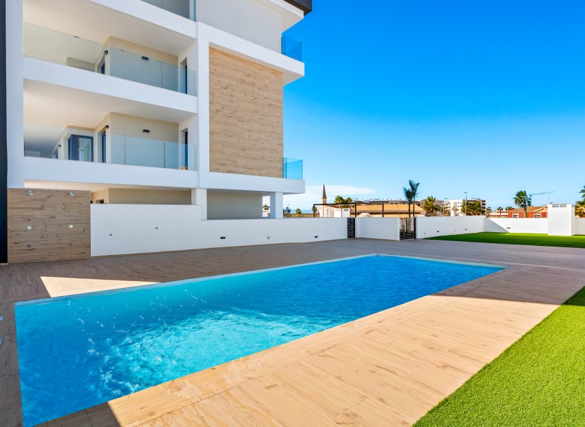 Neue Gebäude - Penthouse -
Los Alcazares