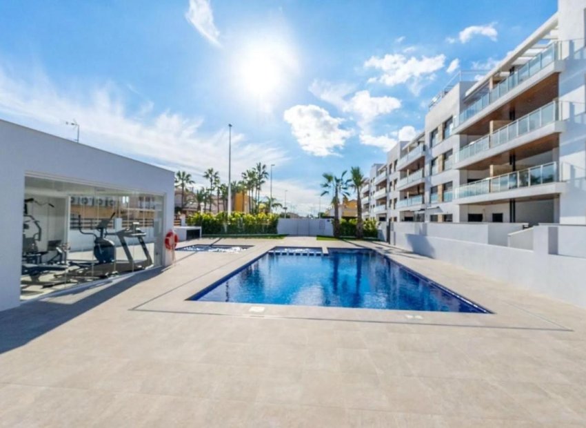 Neue Gebäude - Penthouse -
Torrevieja