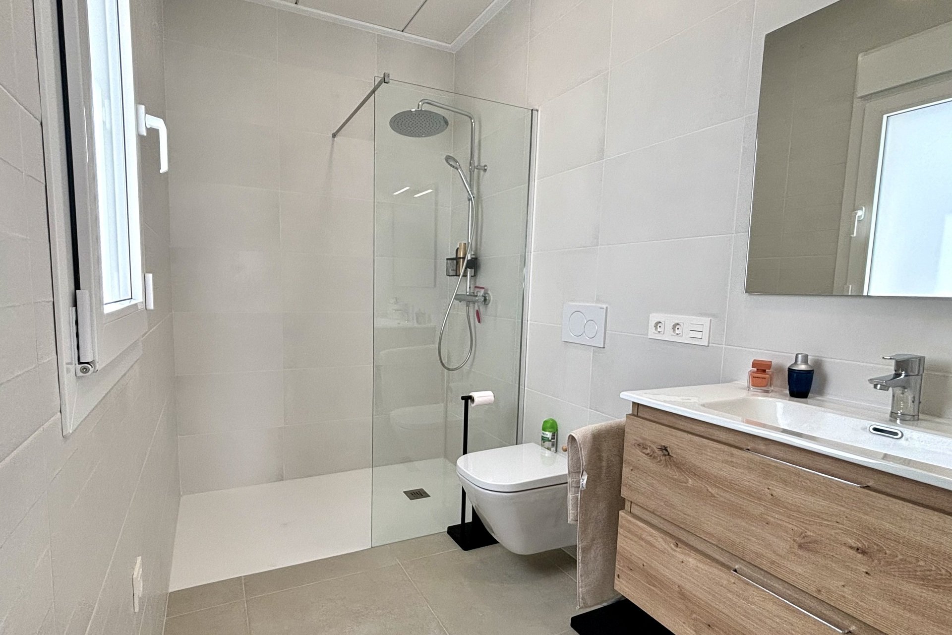 Neue Gebäude - Stadthaus -
Benijofar