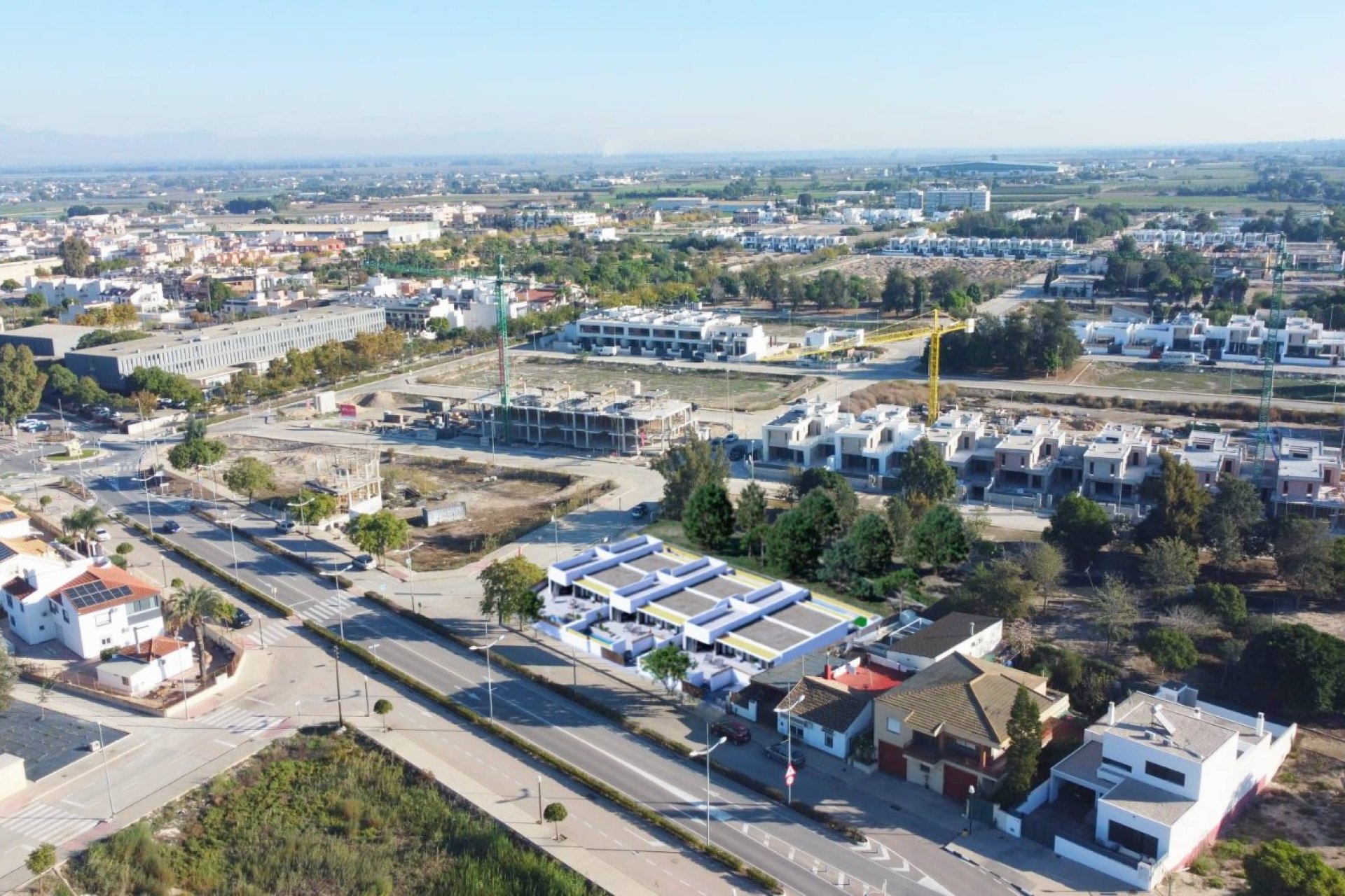 Neue Gebäude - Stadthaus -
Dolores