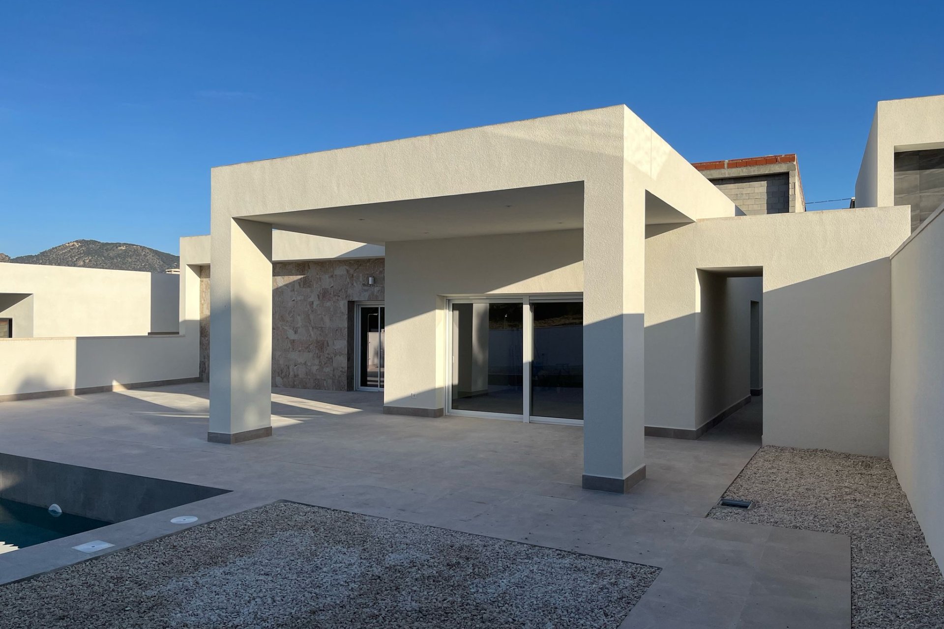 Neue Gebäude - Stadthaus -
La Romana