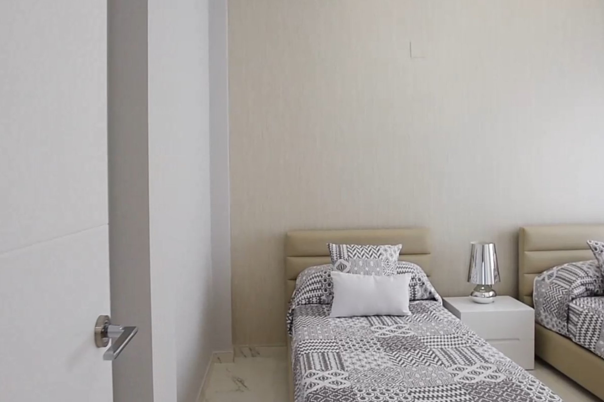 Neue Gebäude - Stadthaus -
Orihuela Costa - Orihuela