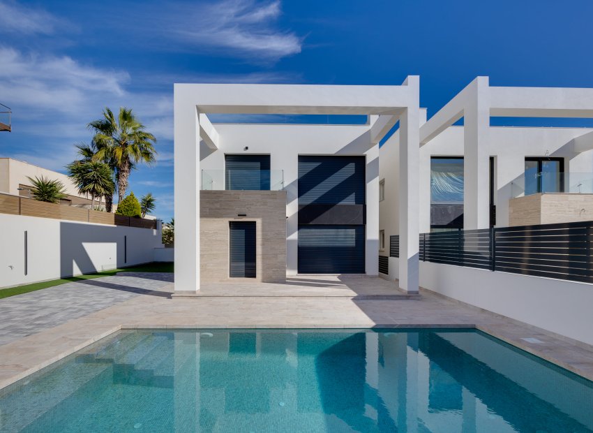 Neue Gebäude - Stadthaus -
Torrevieja
