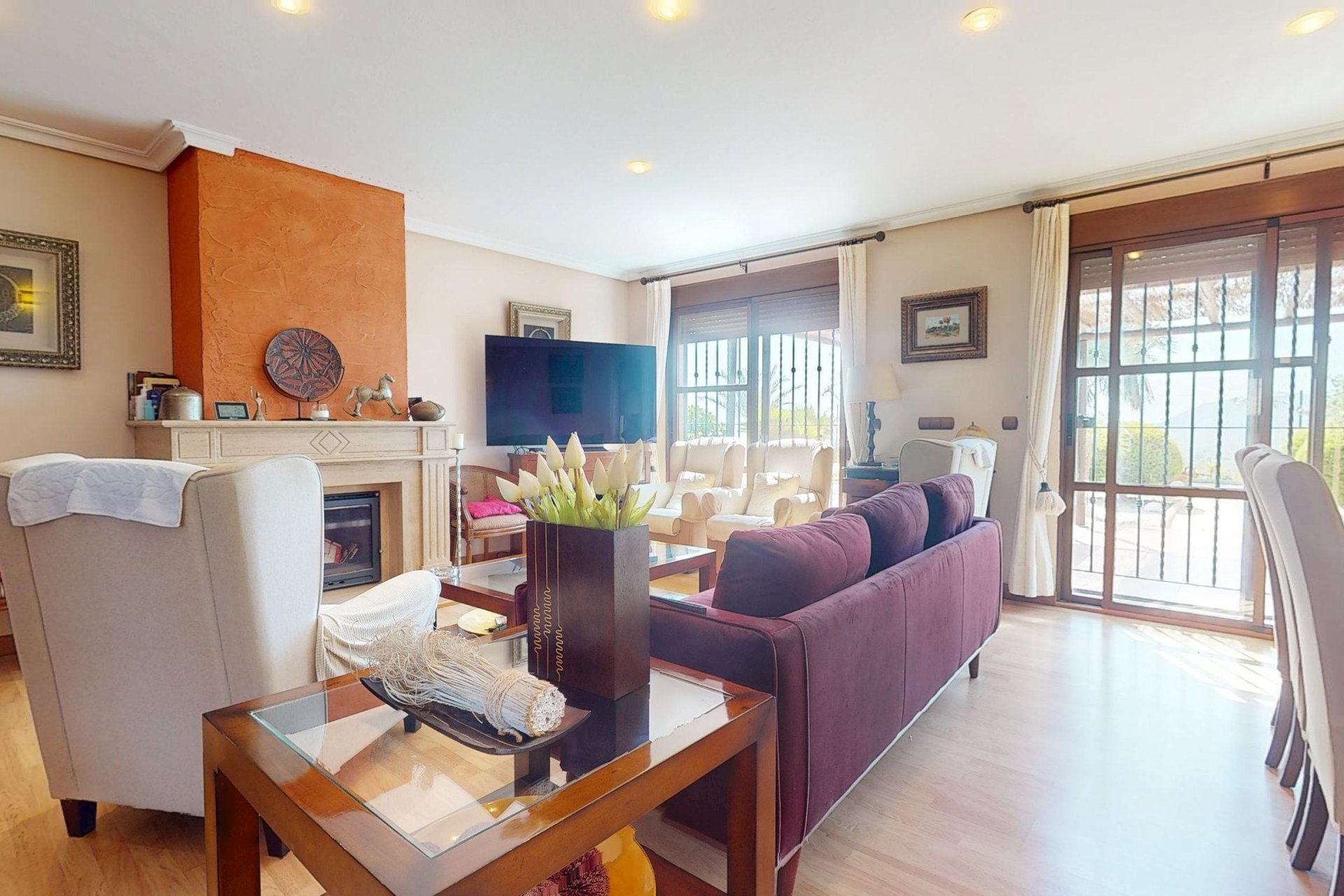 Neue Gebäude - Villa -
Águilas