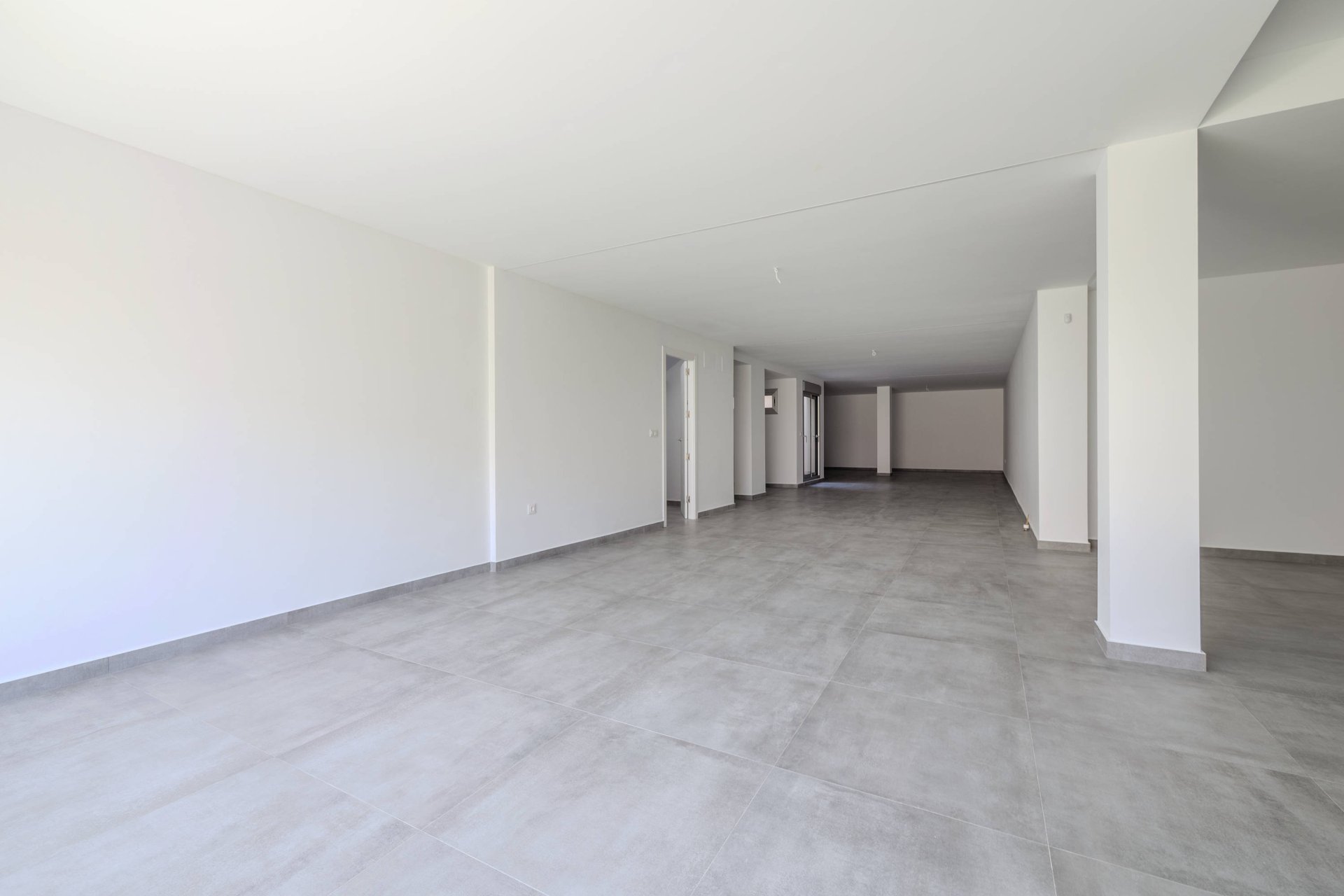 Neue Gebäude - Villa -
Algorfa