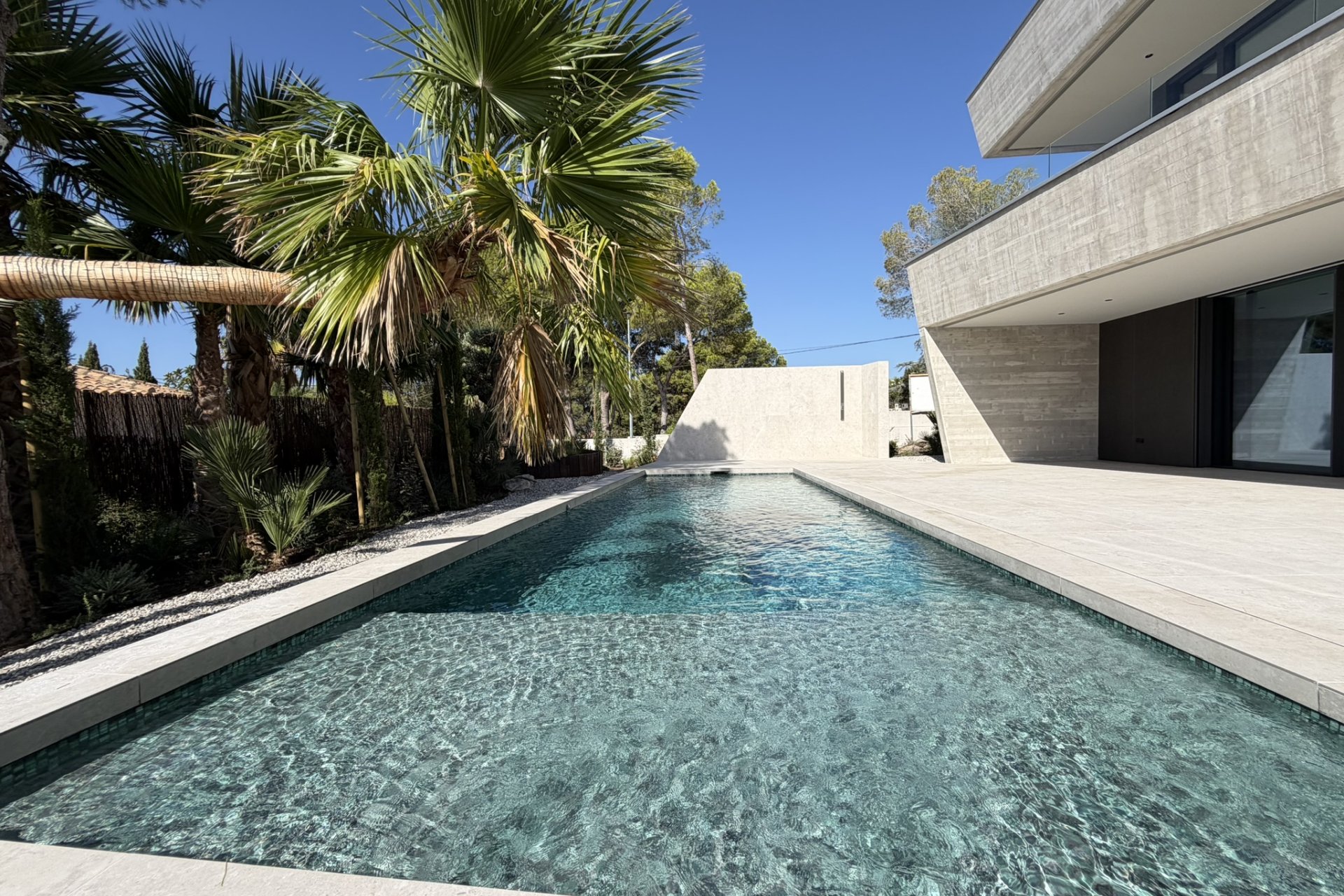 Neue Gebäude - Villa -
Altea