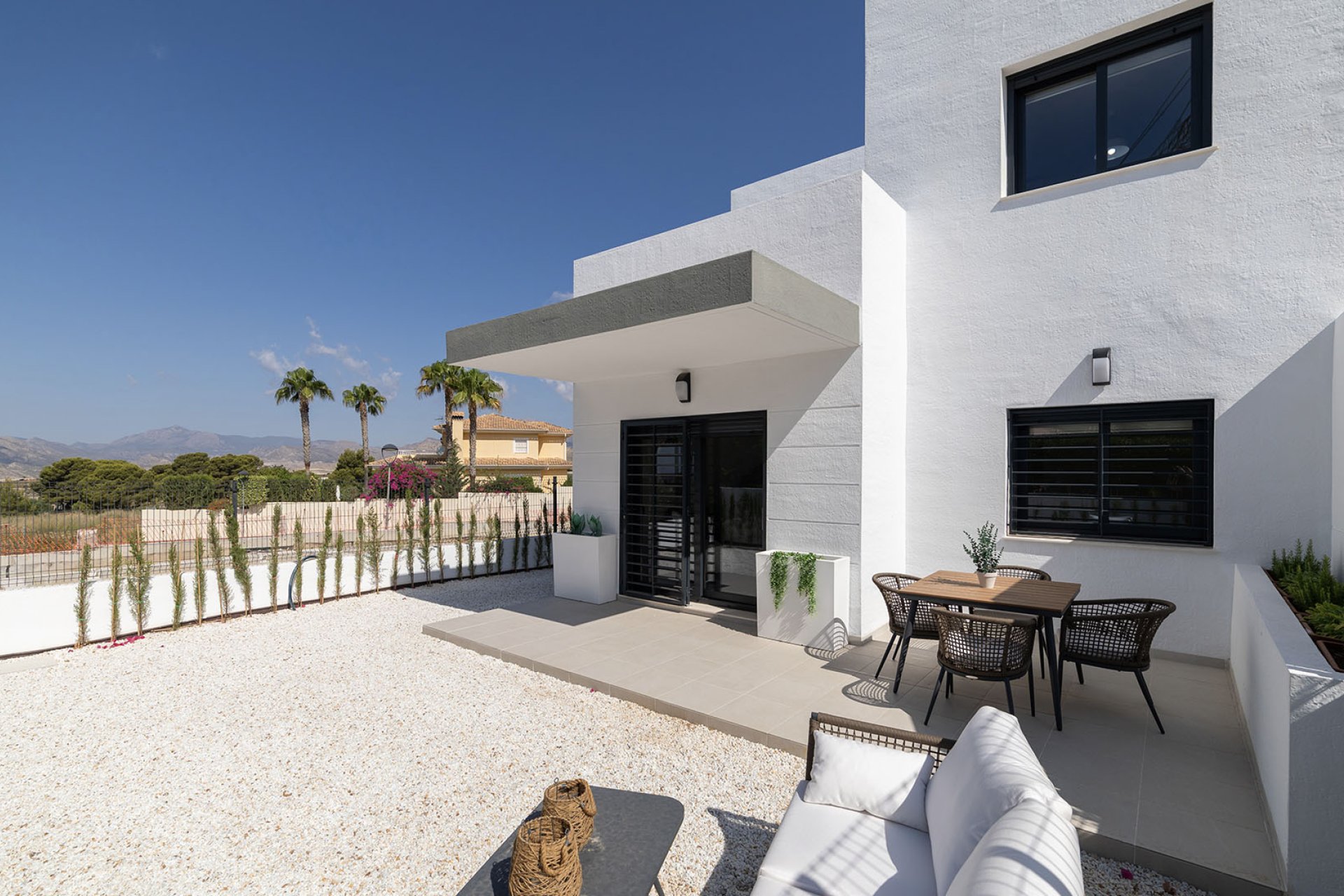 Neue Gebäude - Villa -
Busot - Spain
