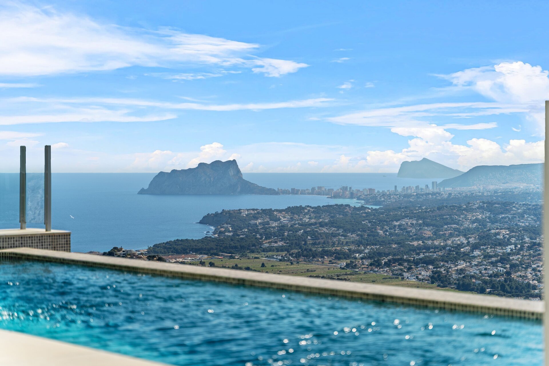 Neue Gebäude - Villa -
Cumbre del Sol